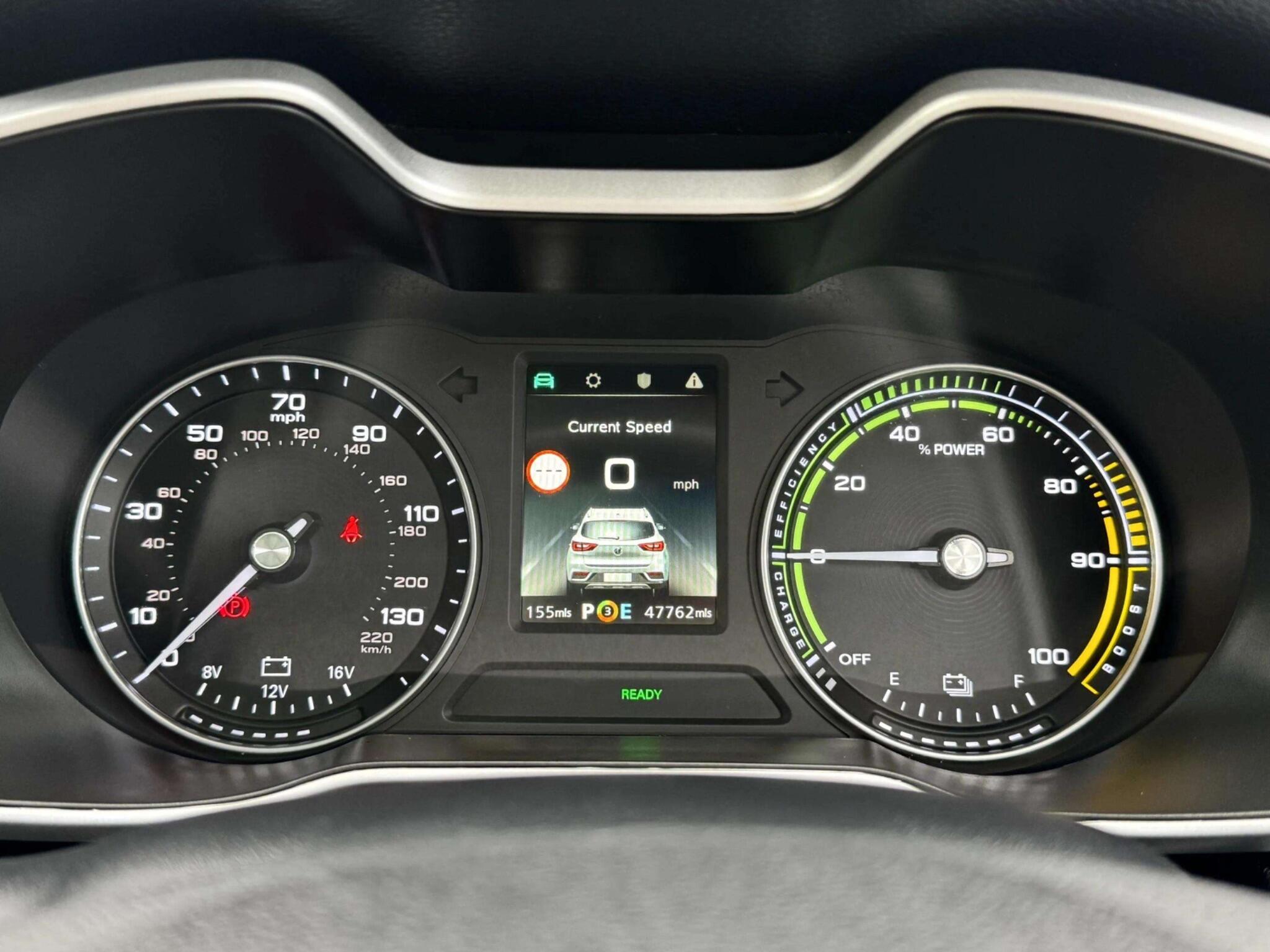 MG ZS view 29