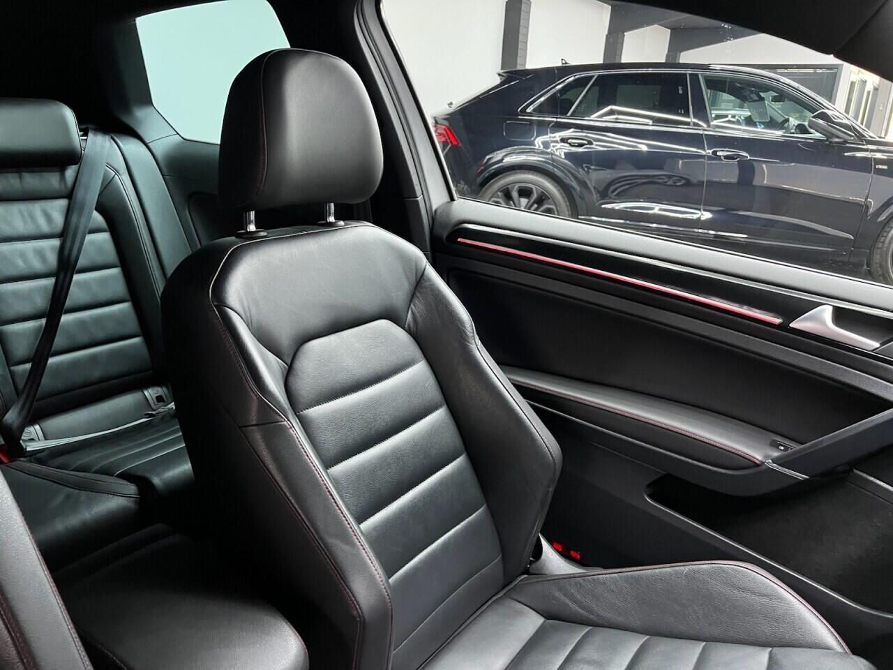 Volkswagen Golf view 36