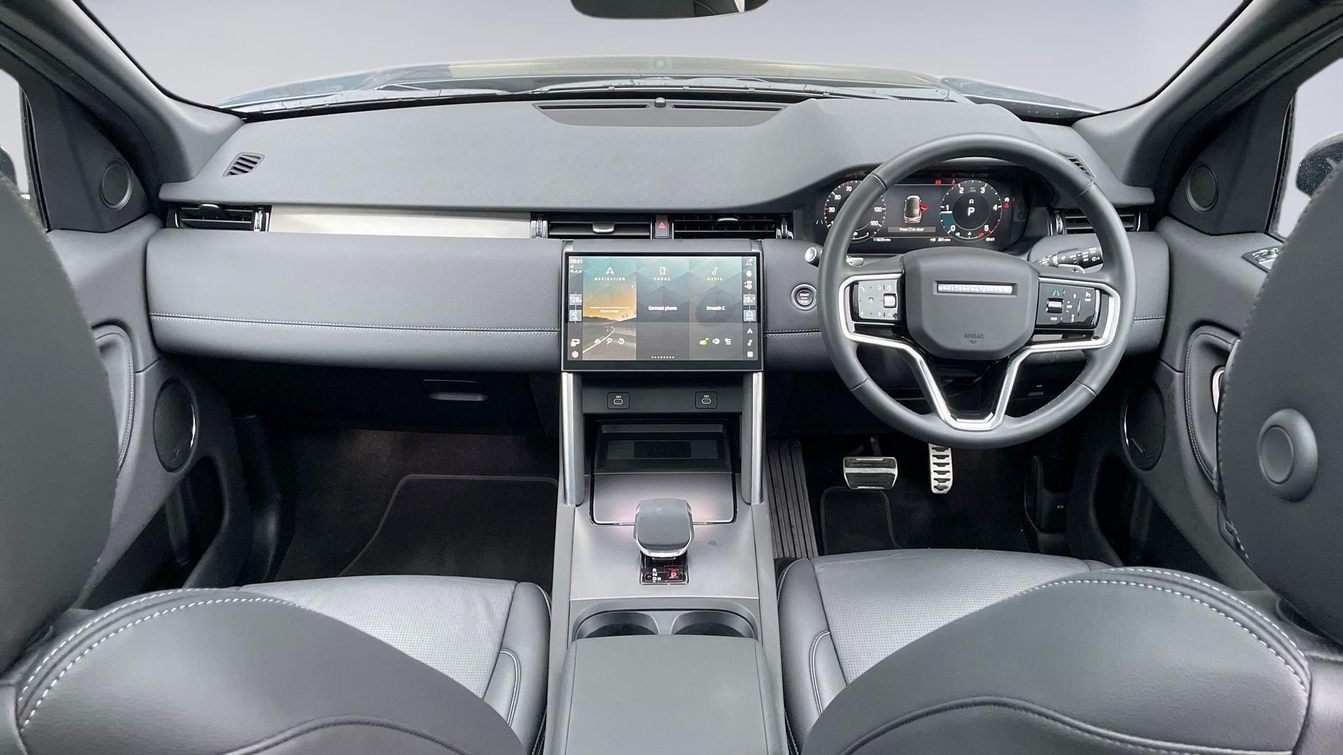 Land Rover Discovery Sport view 9
