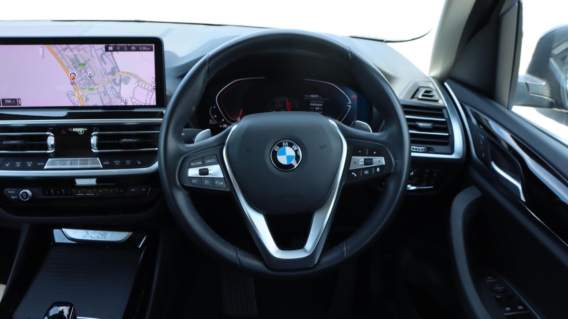 BMW X3 view 5