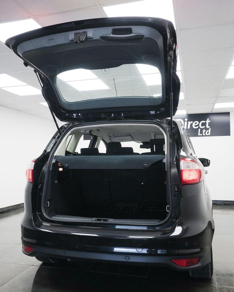 Ford C-Max view 7