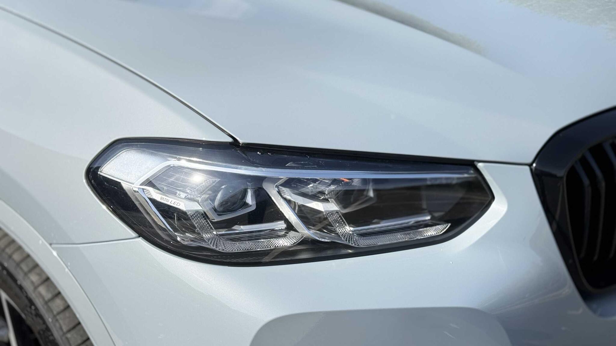 BMW X3 view 50