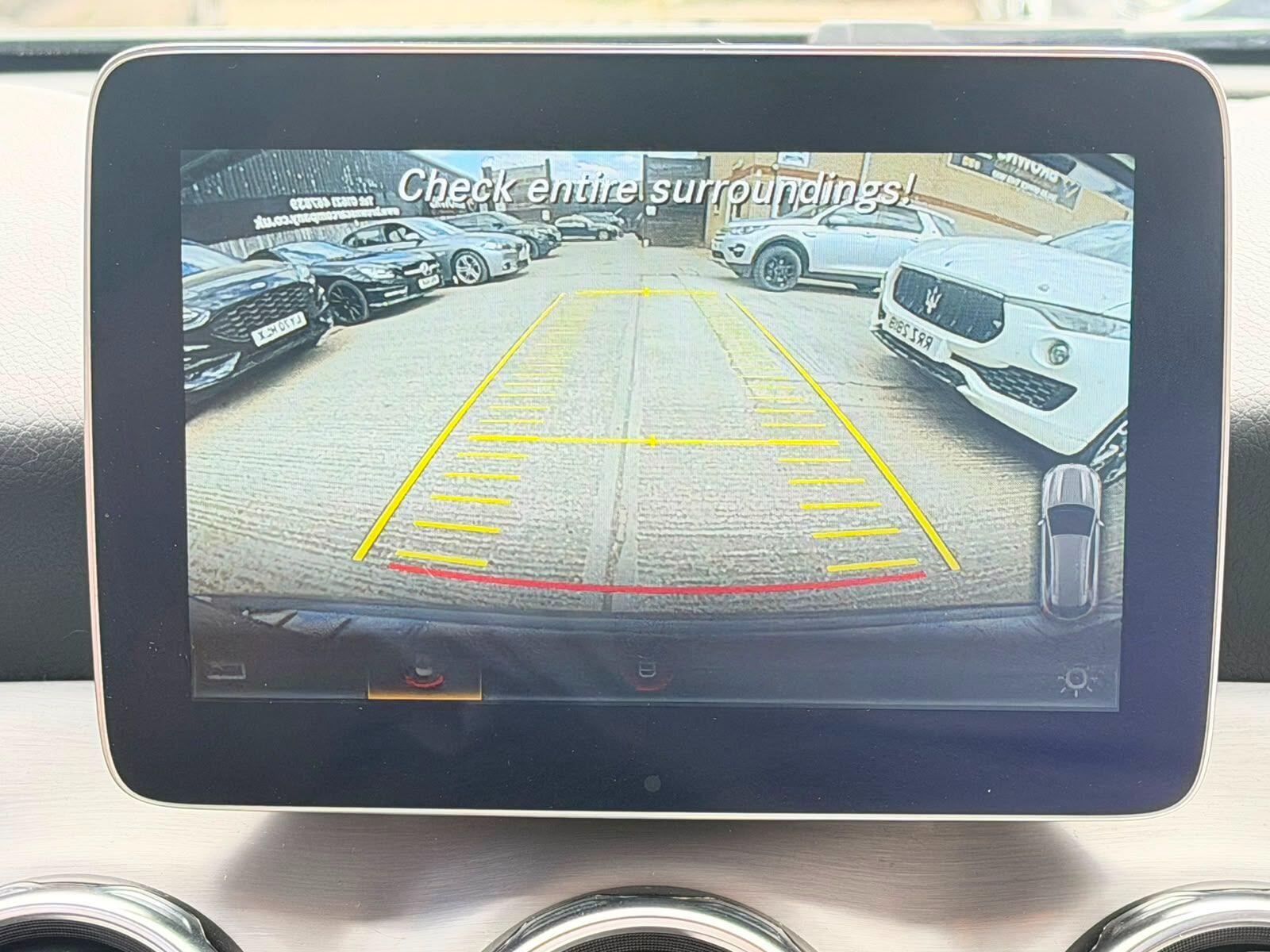 Mercedes-Benz Gla view 31