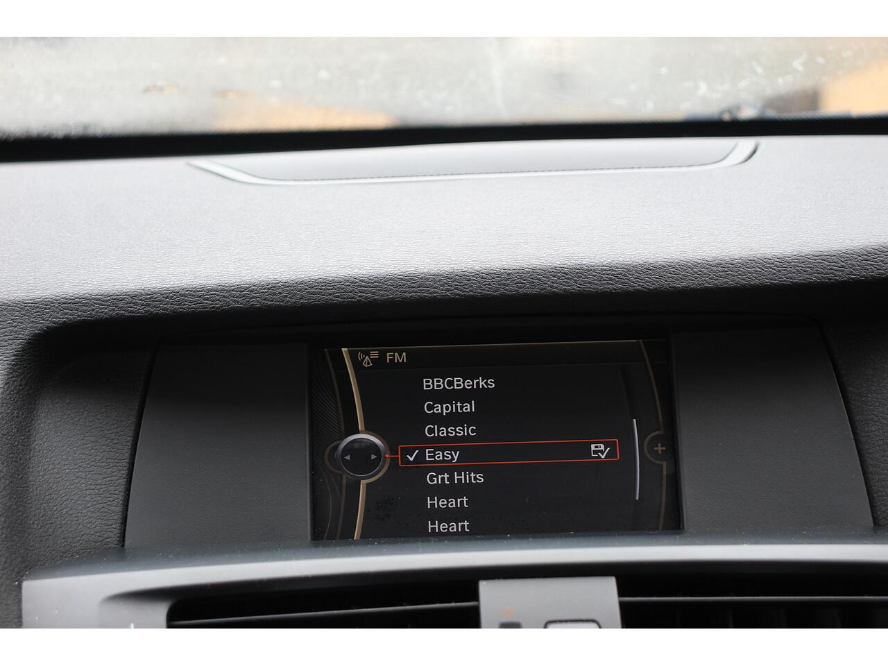 BMW X3 view 16