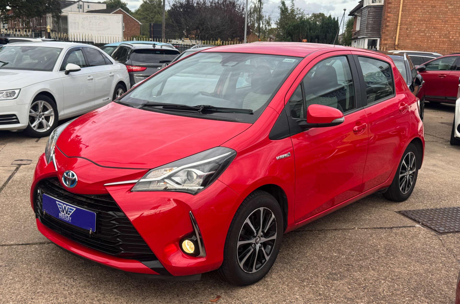 Toyota Yaris view 3
