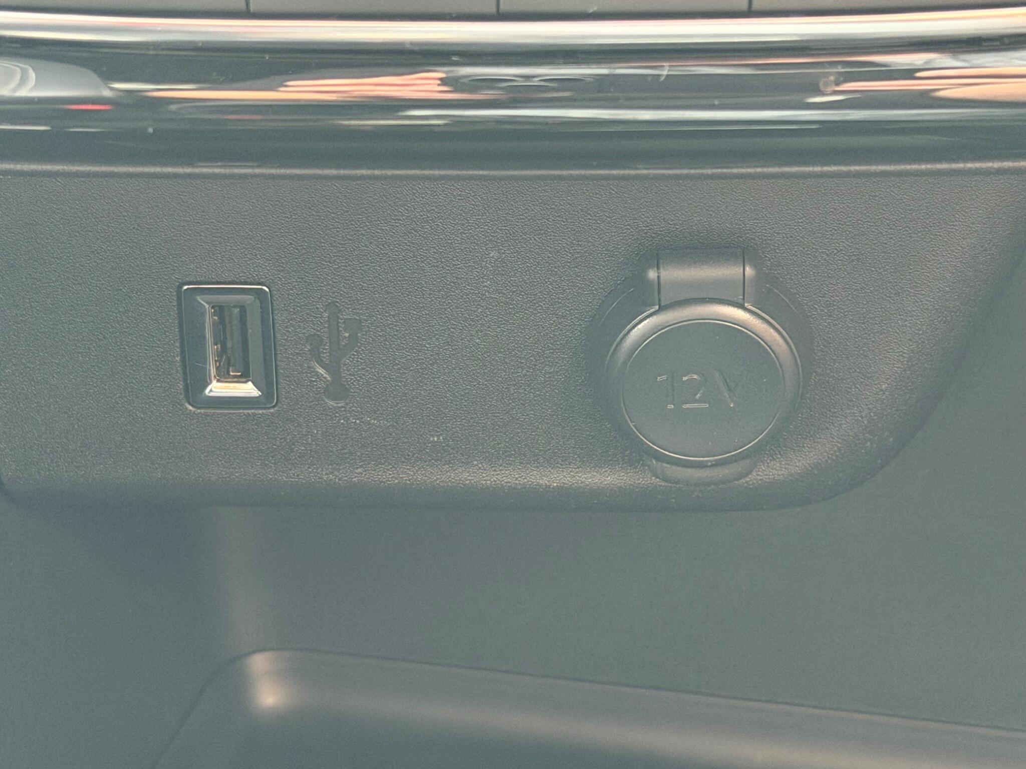 Vauxhall Corsa Electric view 29