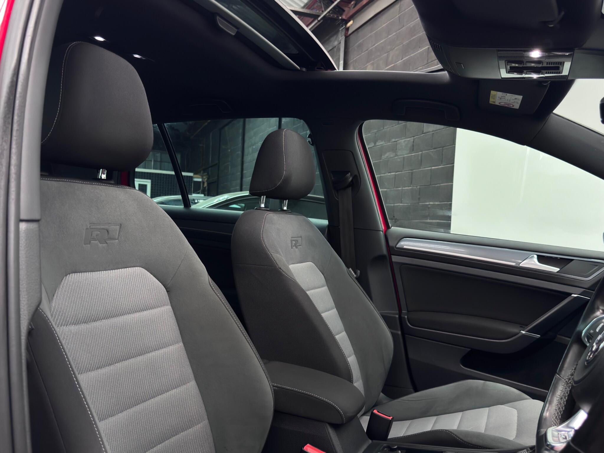Volkswagen Golf view 11