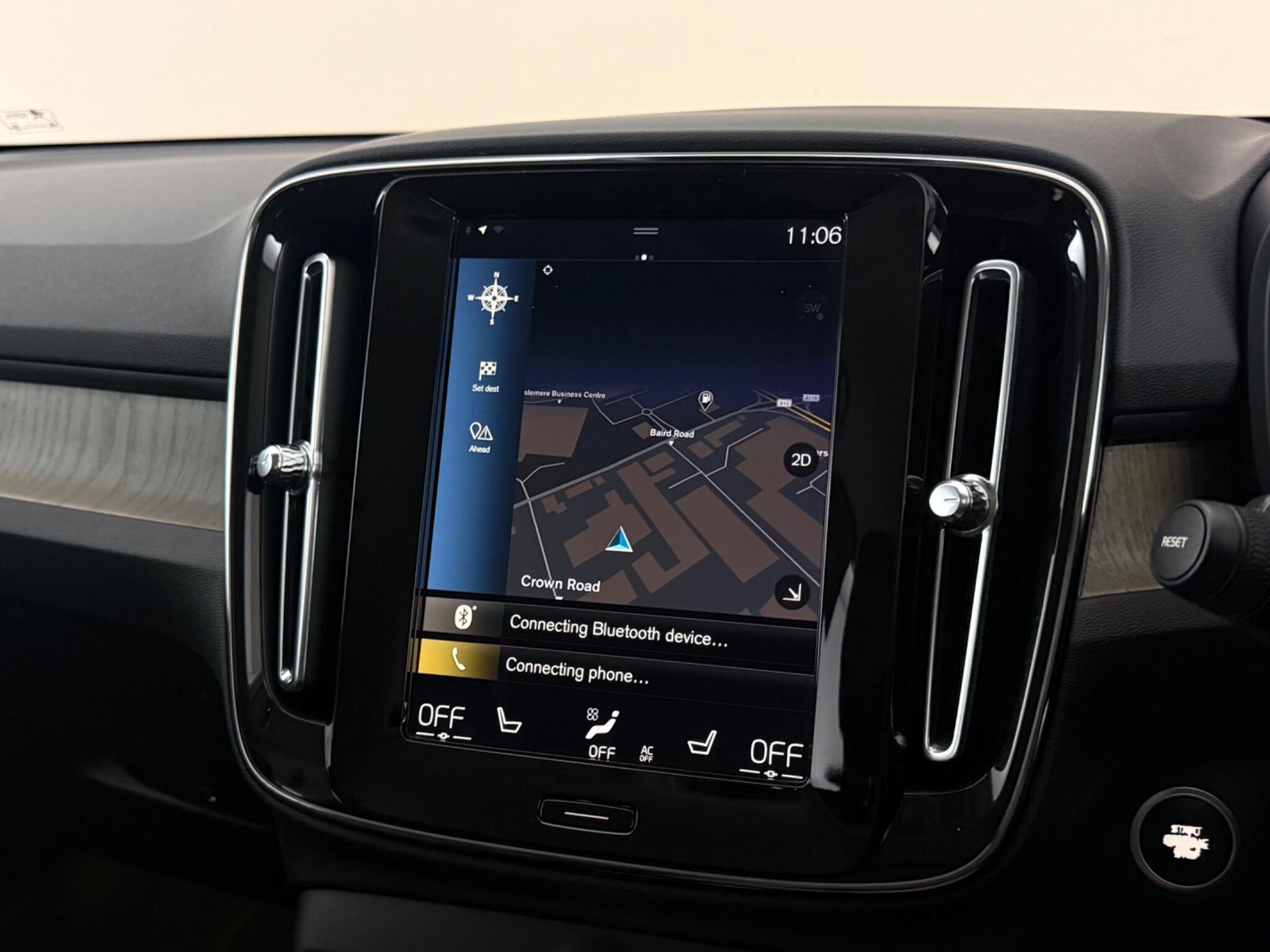 Volvo XC40 view 21