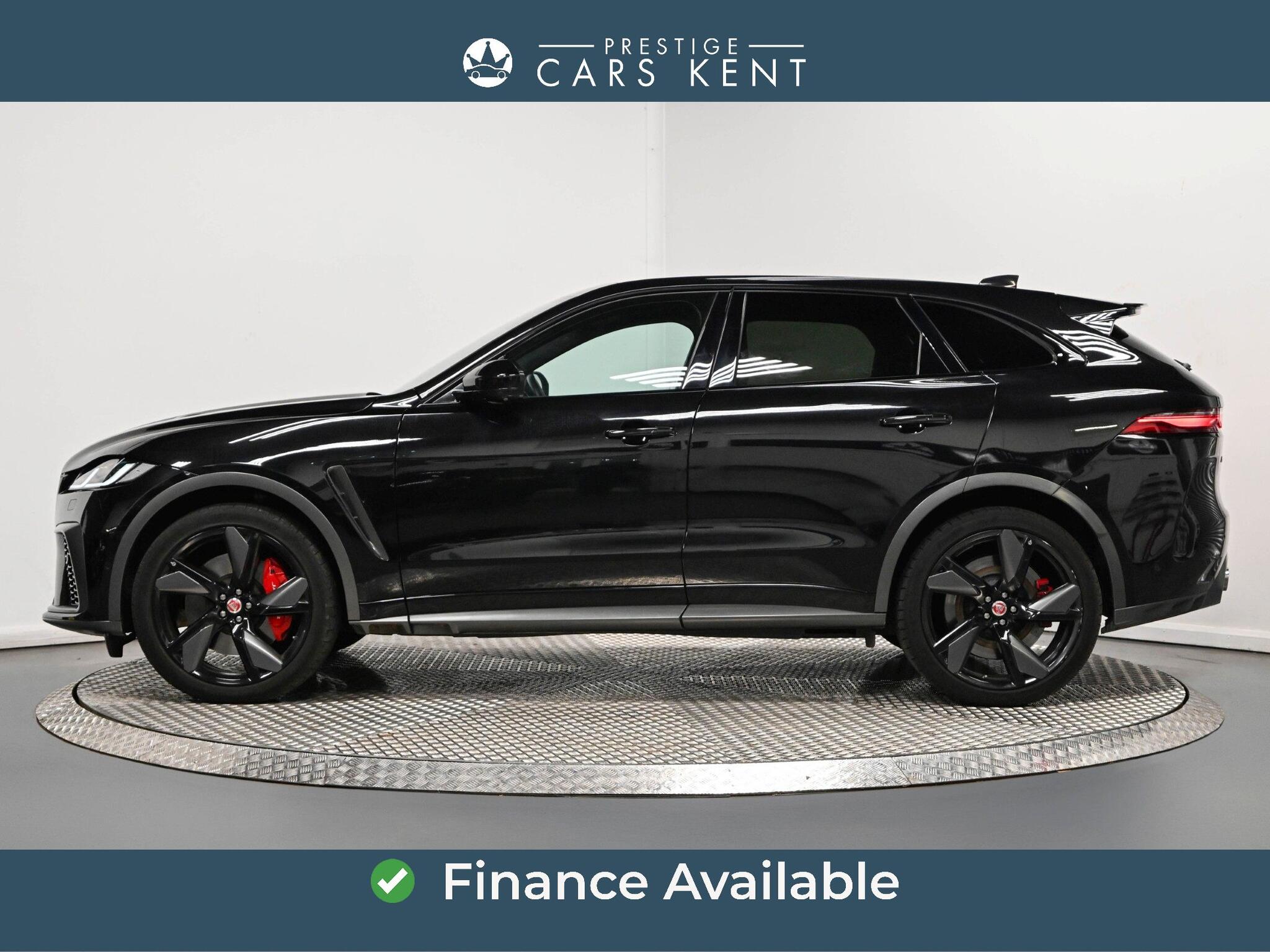 Jaguar F-Pace view 4