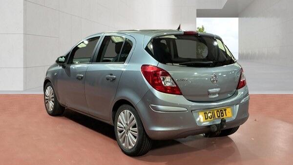 Vauxhall Corsa view 3