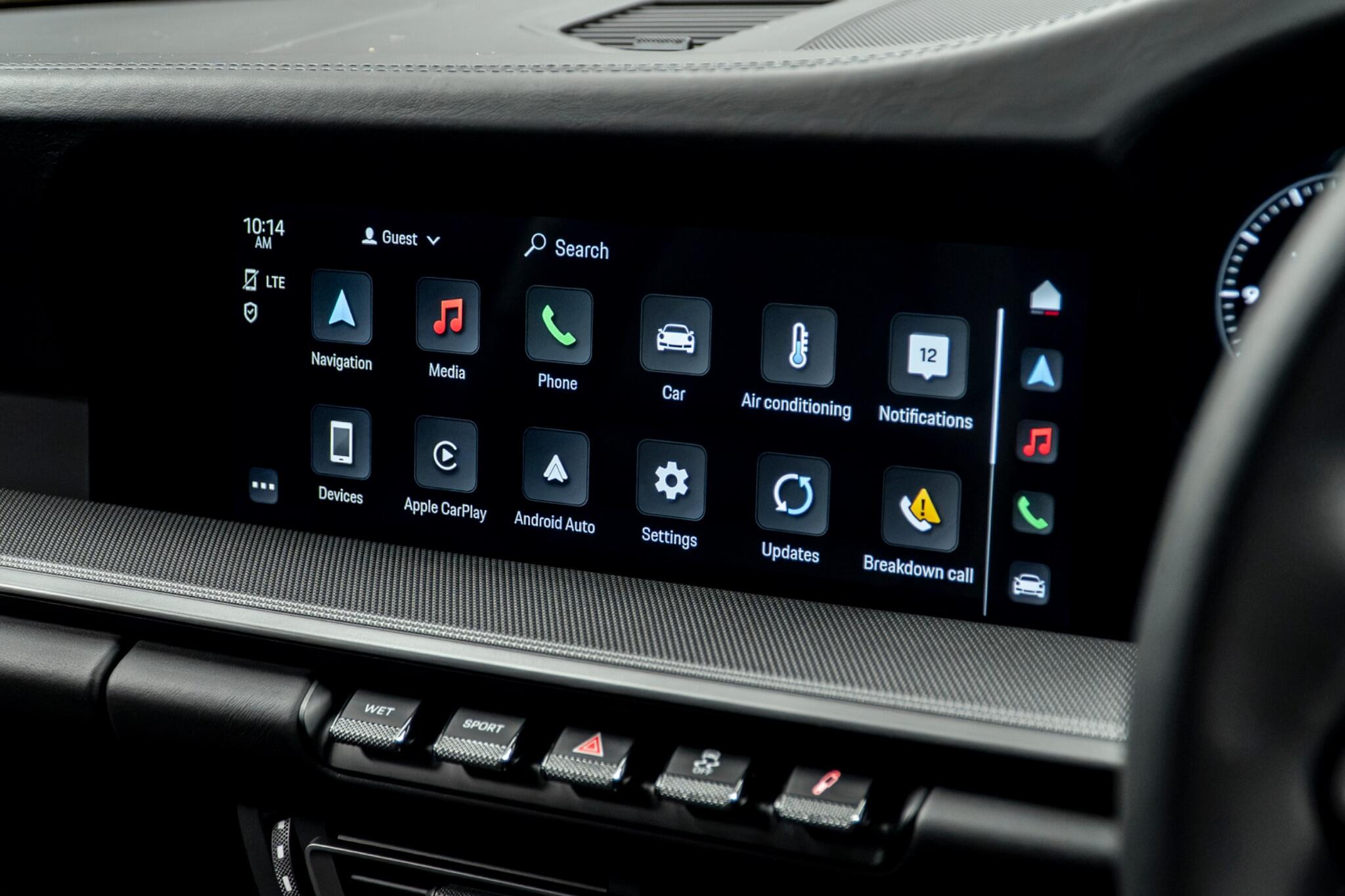 Porsche 911 view 37