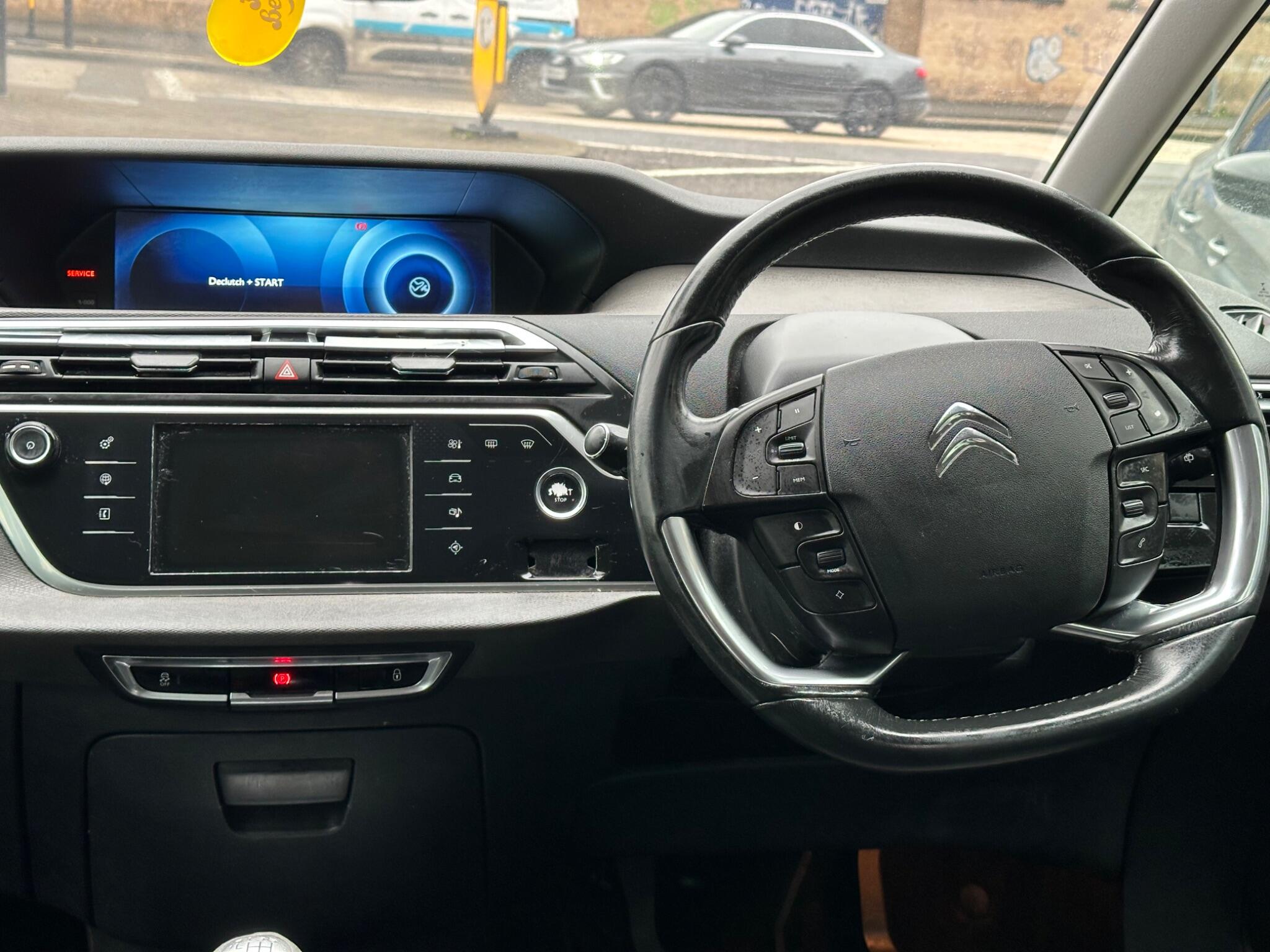 Citroen Grand C4 Picasso view 31
