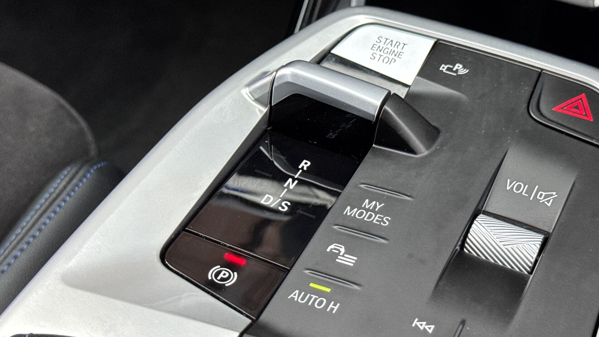 BMW X1 view 10