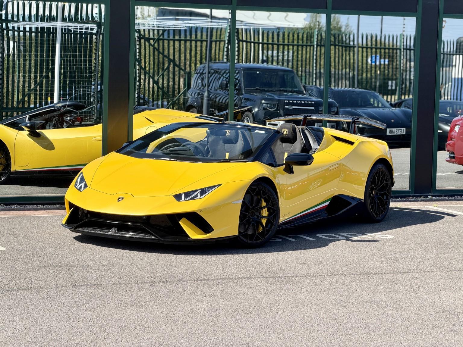 Lamborghini Huracan view 7