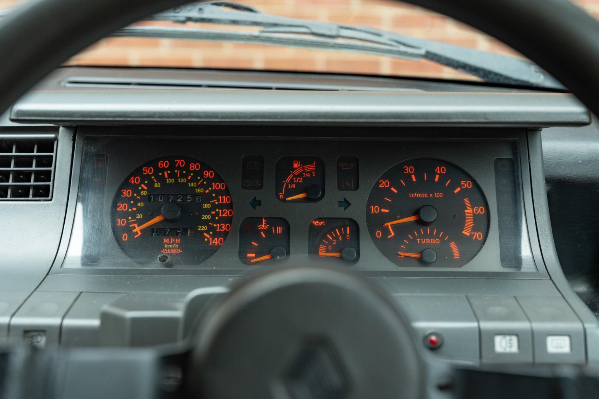 Renault R 5 view 17