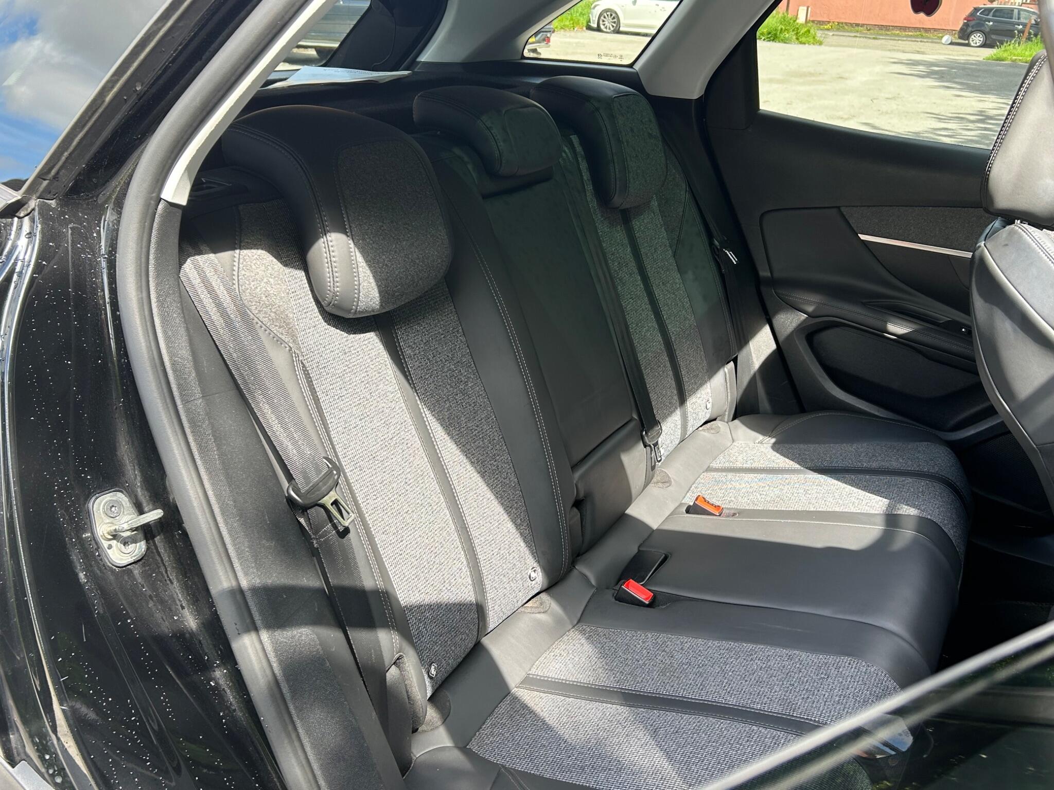 Peugeot 3008 view 21