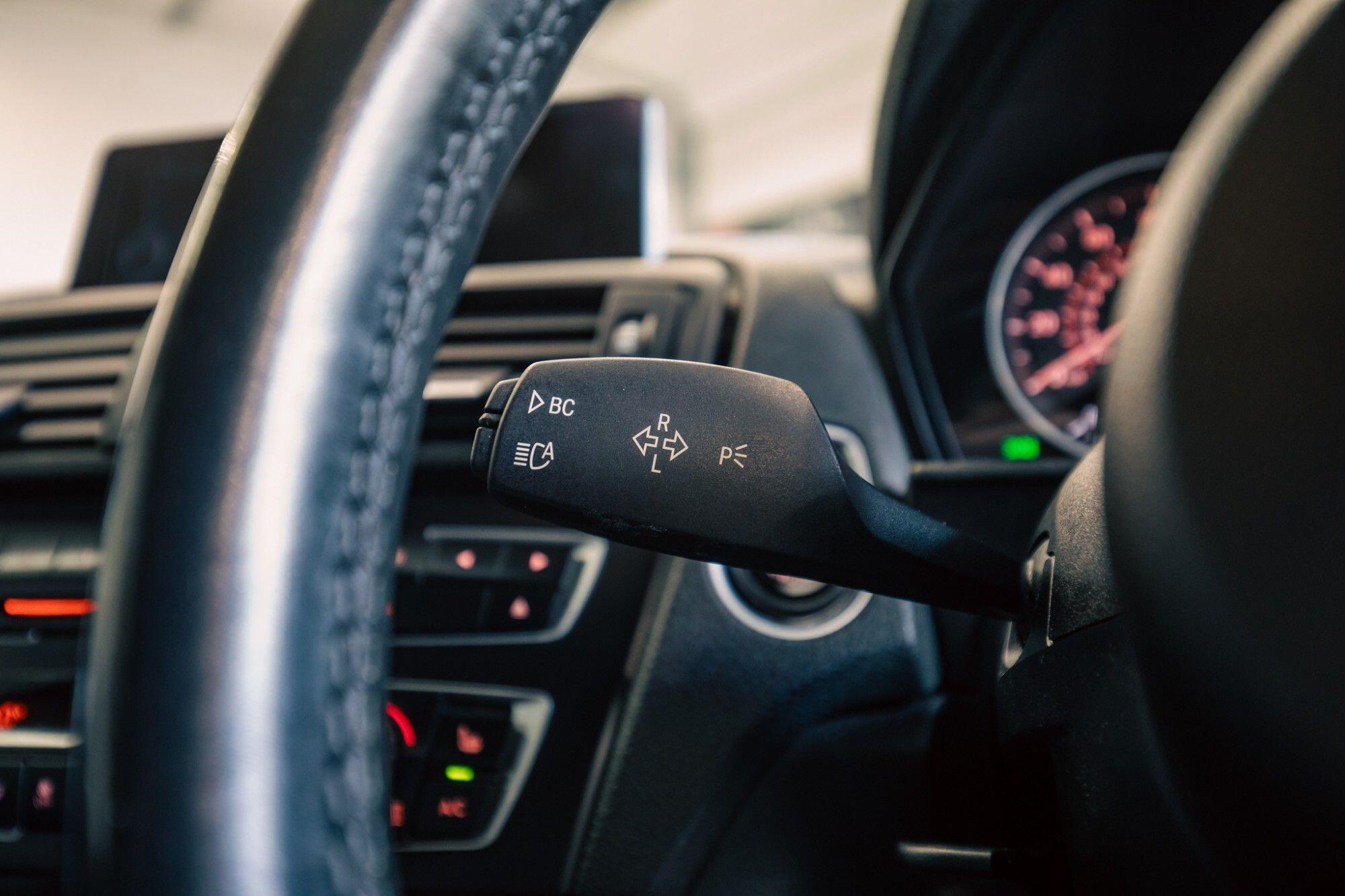 BMW 2 Series view 12