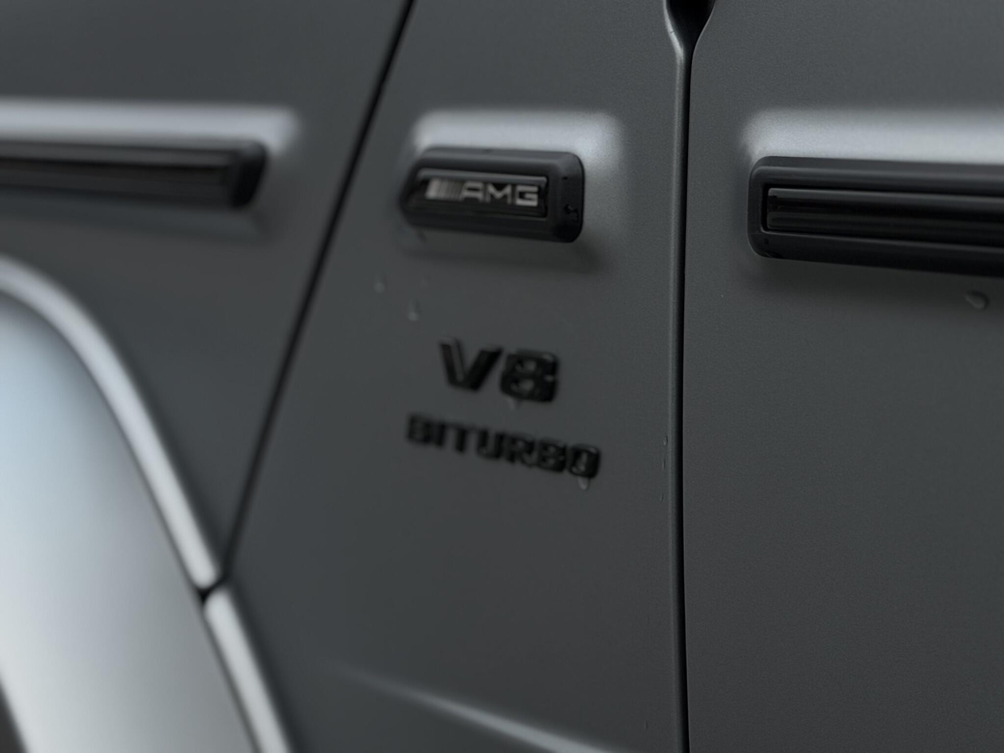 Mercedes-Benz G-Class view 32