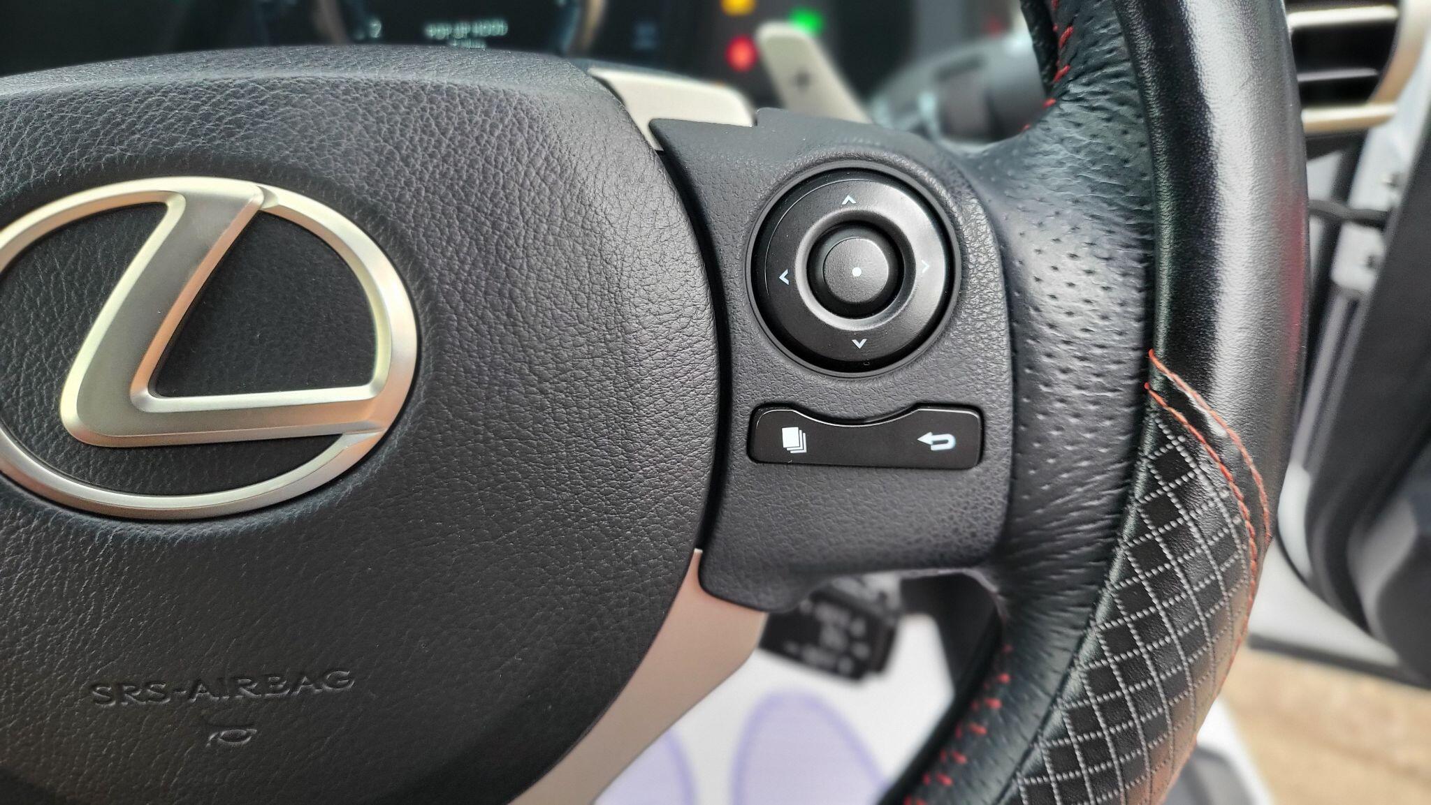 Lexus Is view 23