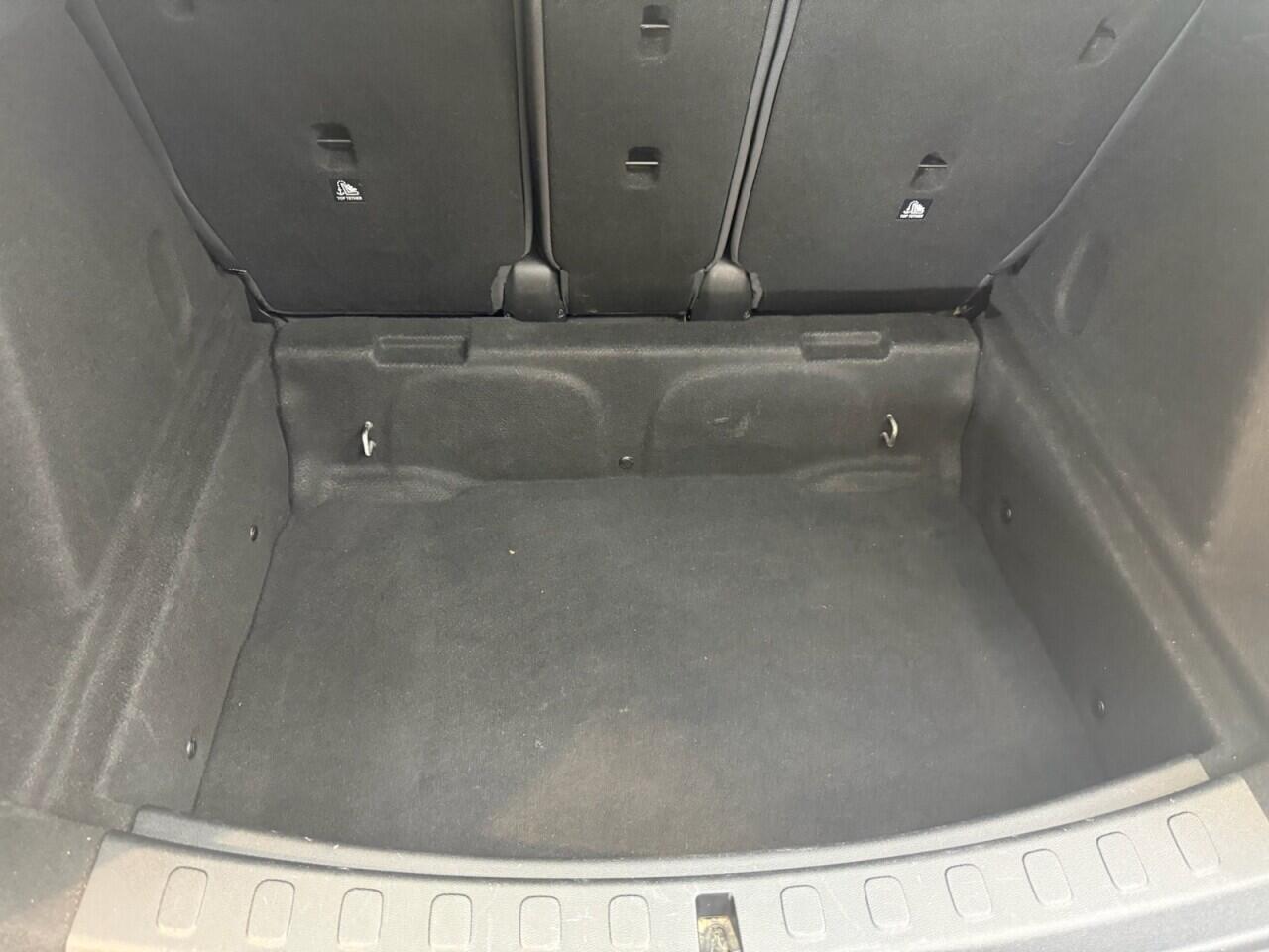 Mini Countryman view 38