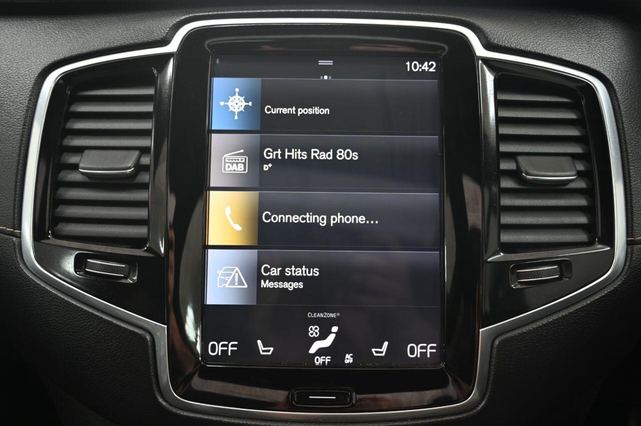 Volvo XC90 view 24