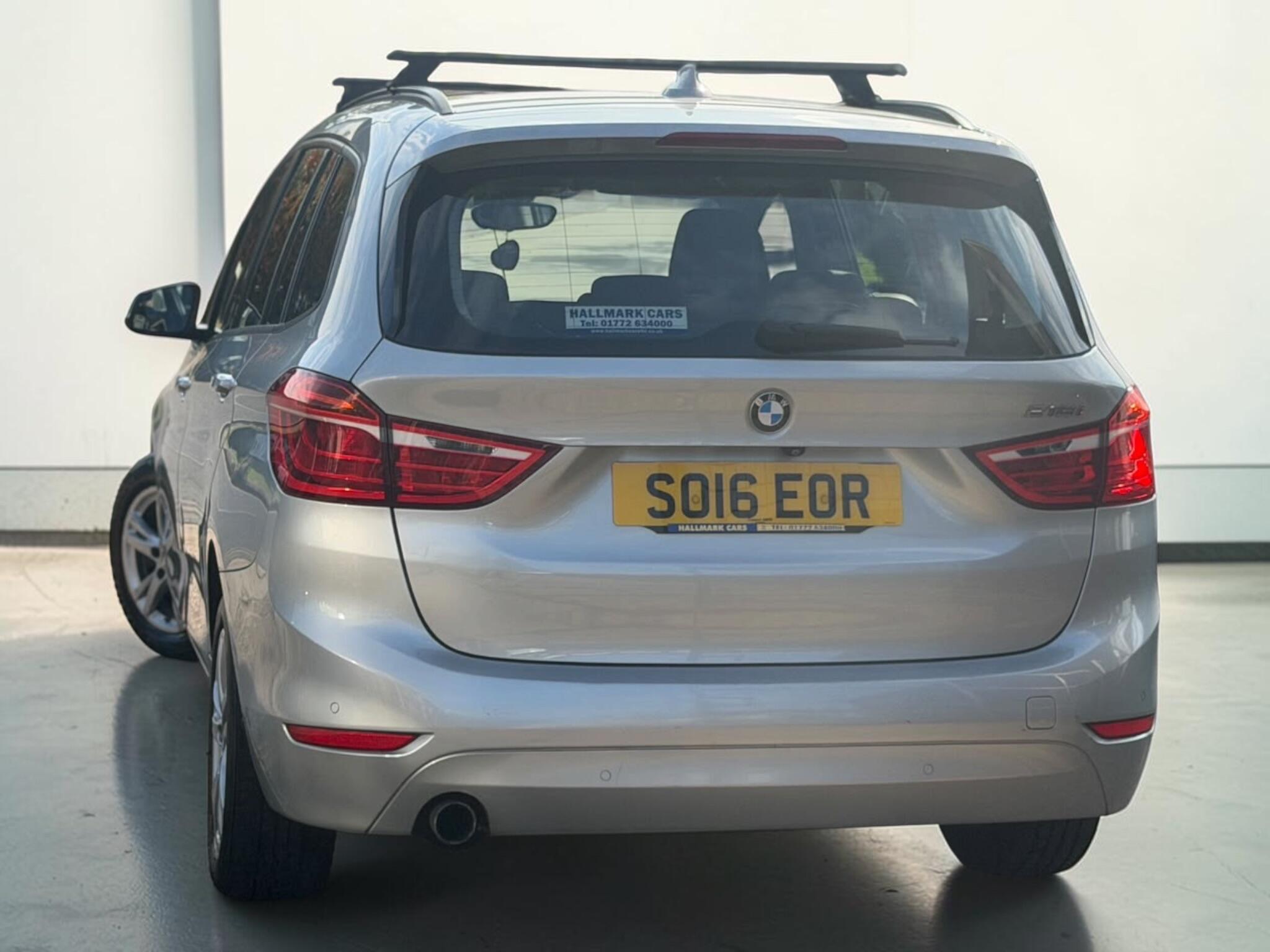 BMW 2 Series view 9