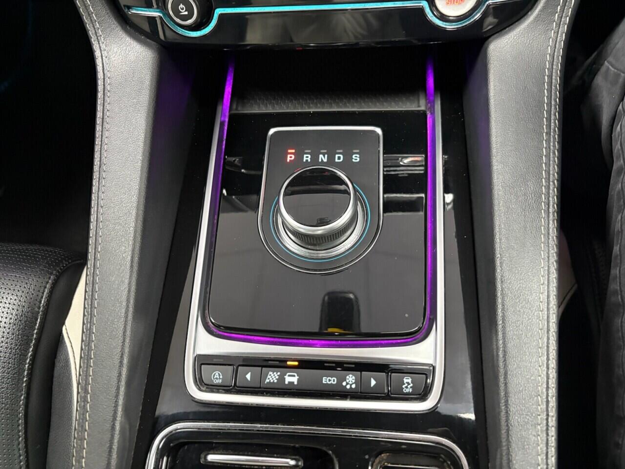 Jaguar F-Pace view 37
