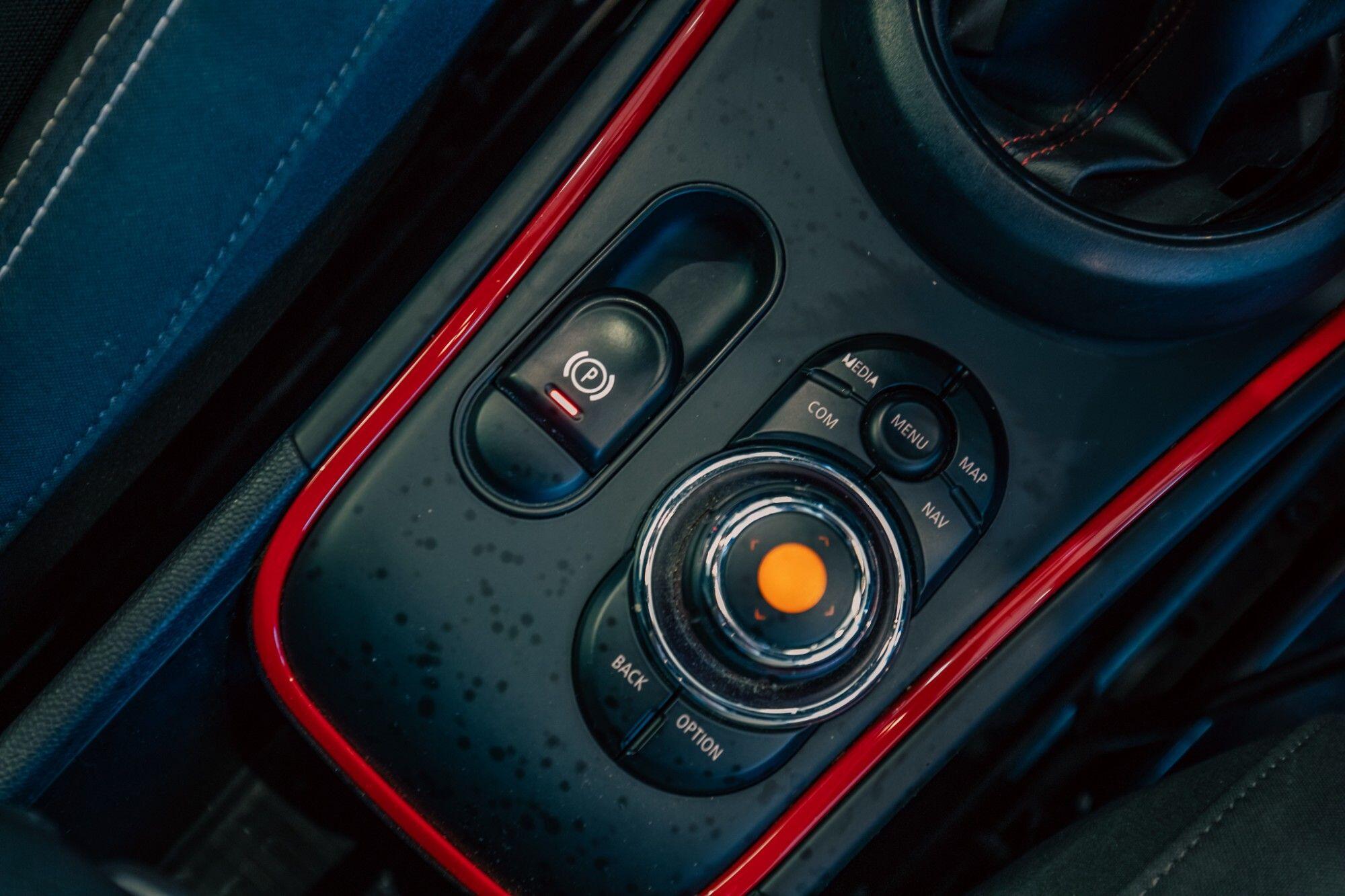 Mini Countryman view 20