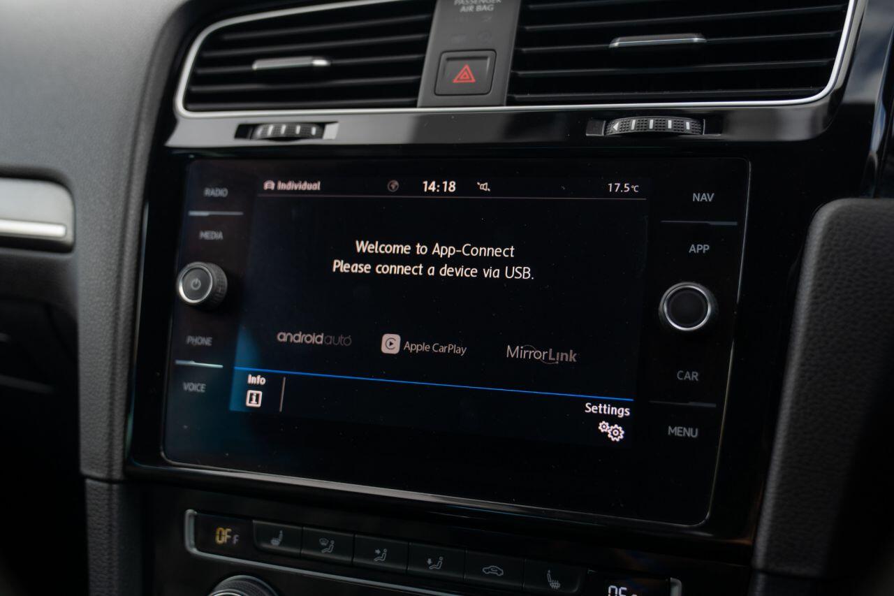 Volkswagen Golf view 68