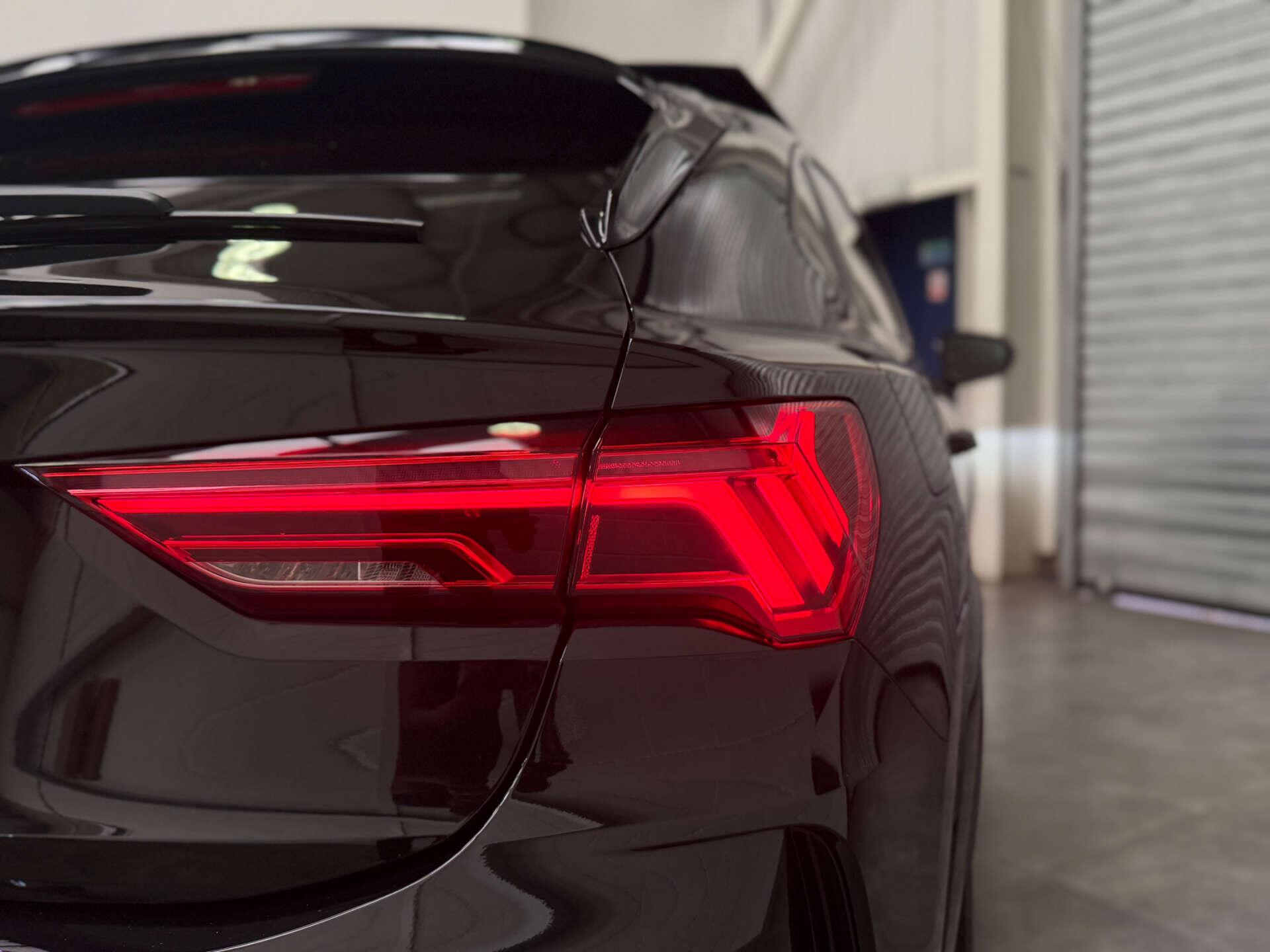 Audi RS Q3 view 12