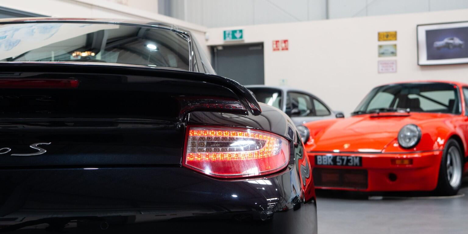 Porsche 911 view 51
