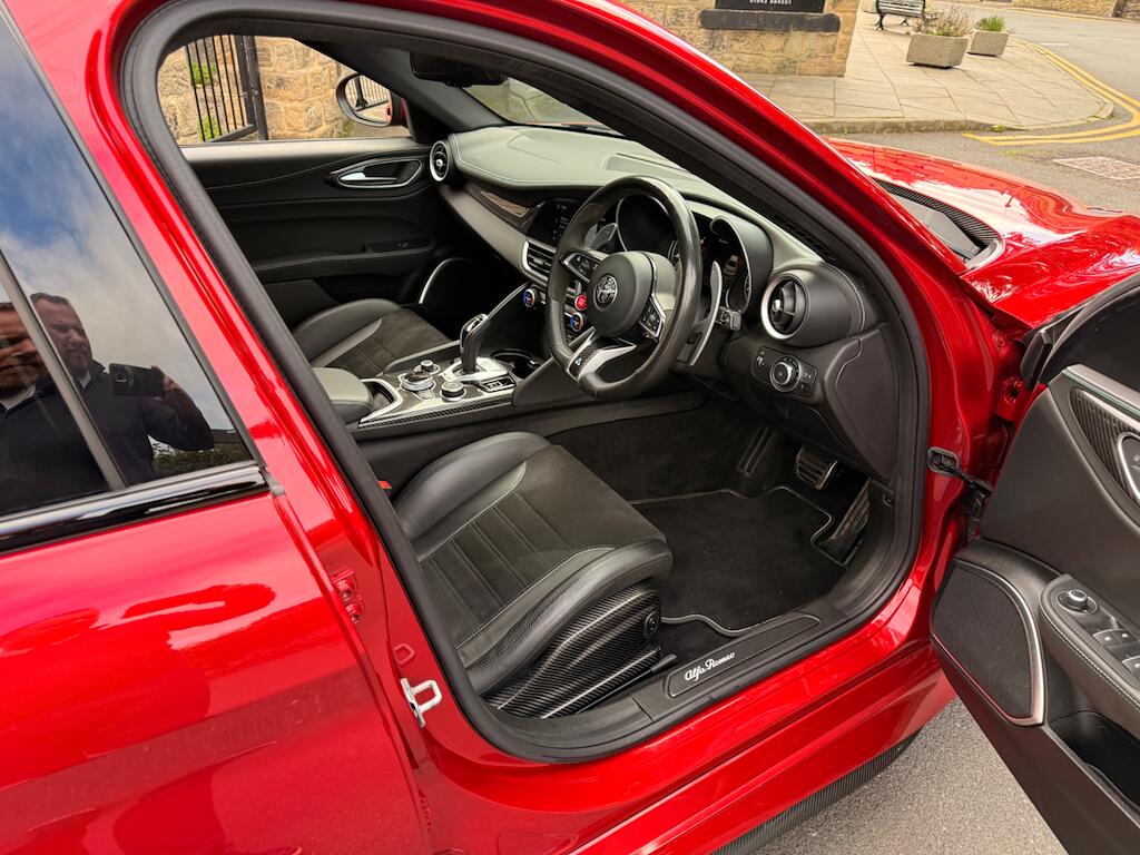 Alfa Romeo Giulia view 30