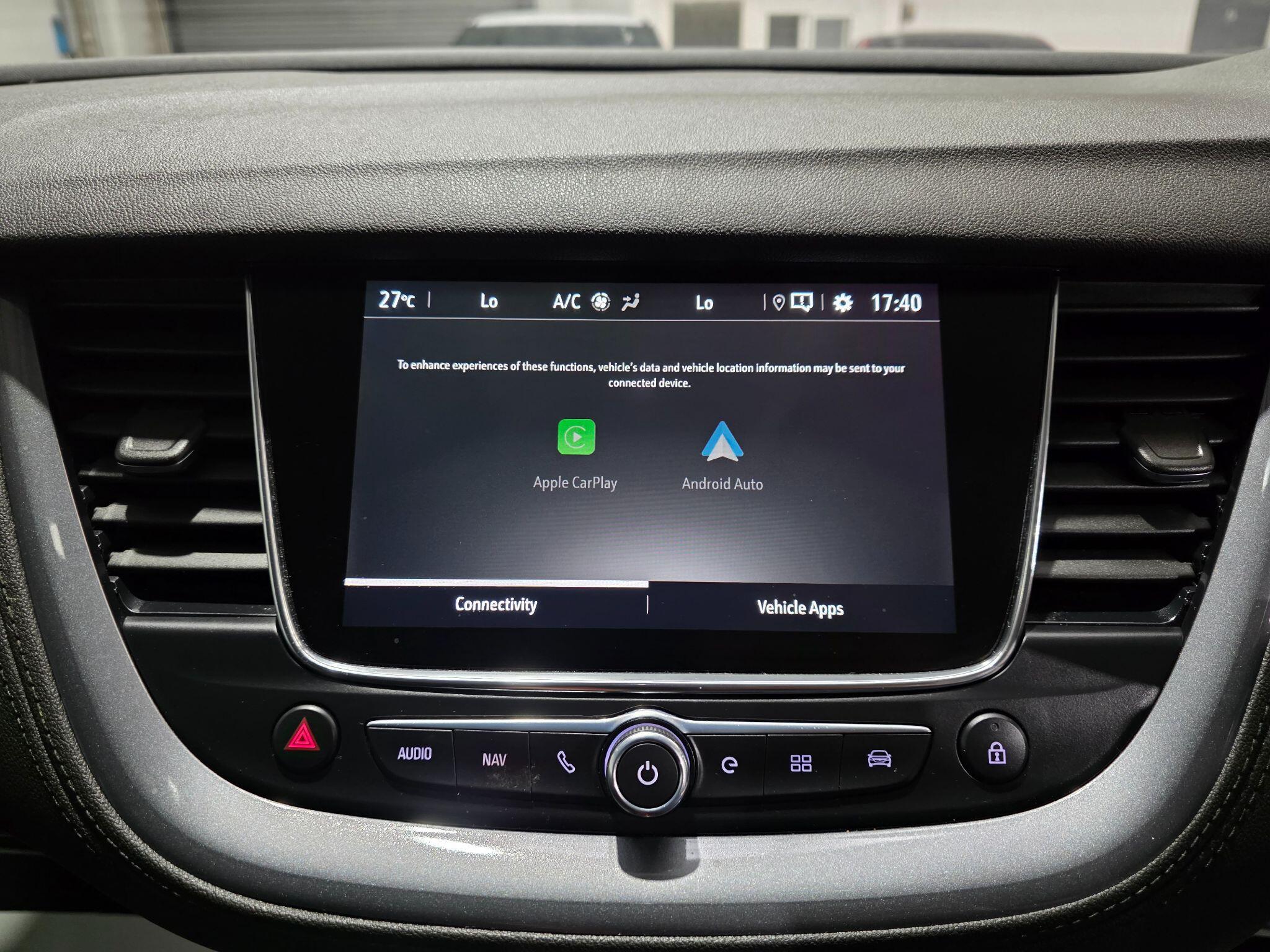 Vauxhall Grandland X view 8