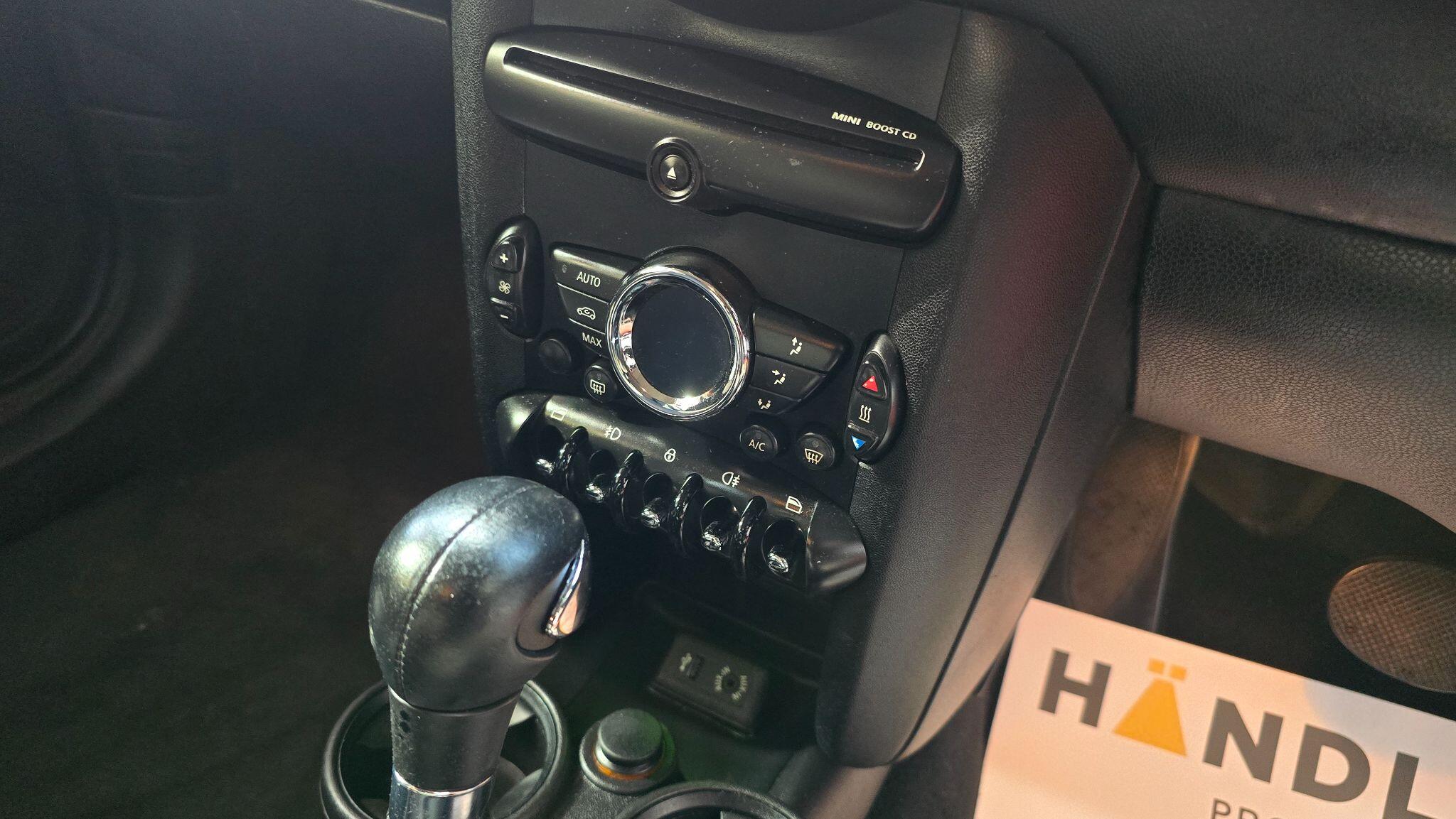 Mini Clubman view 7
