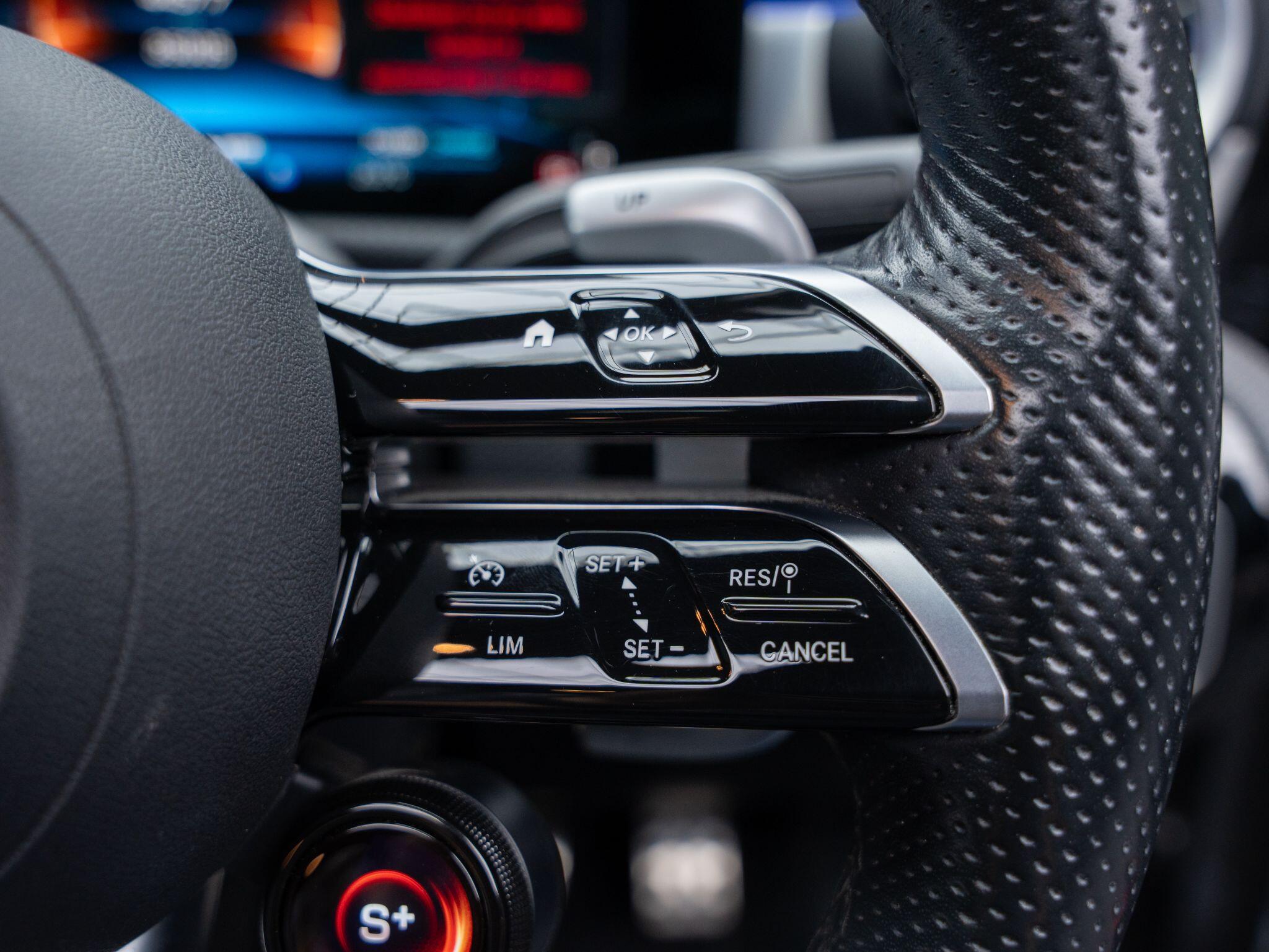 Mercedes-Benz A-Class view 35