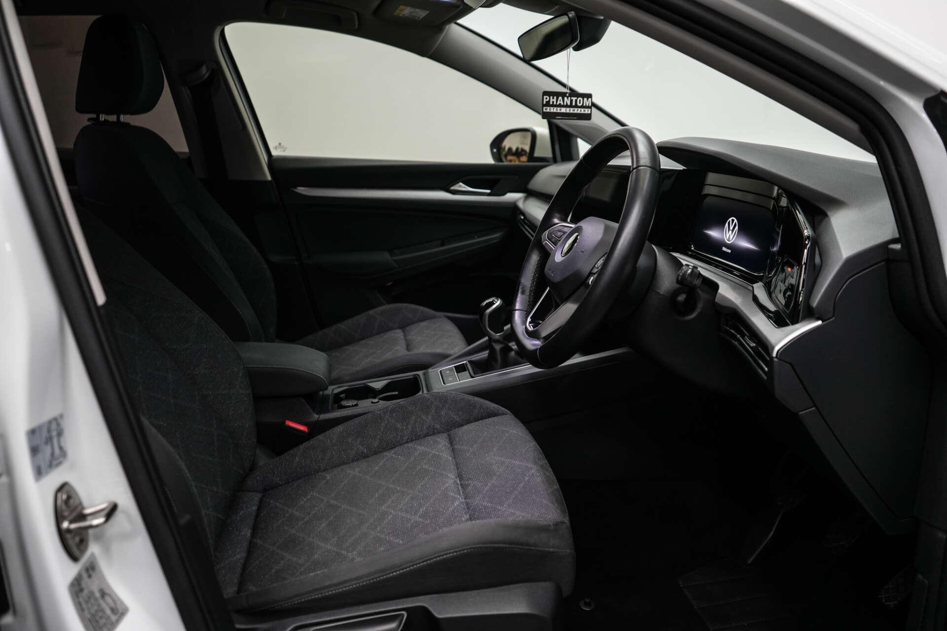 Volkswagen Golf view 15