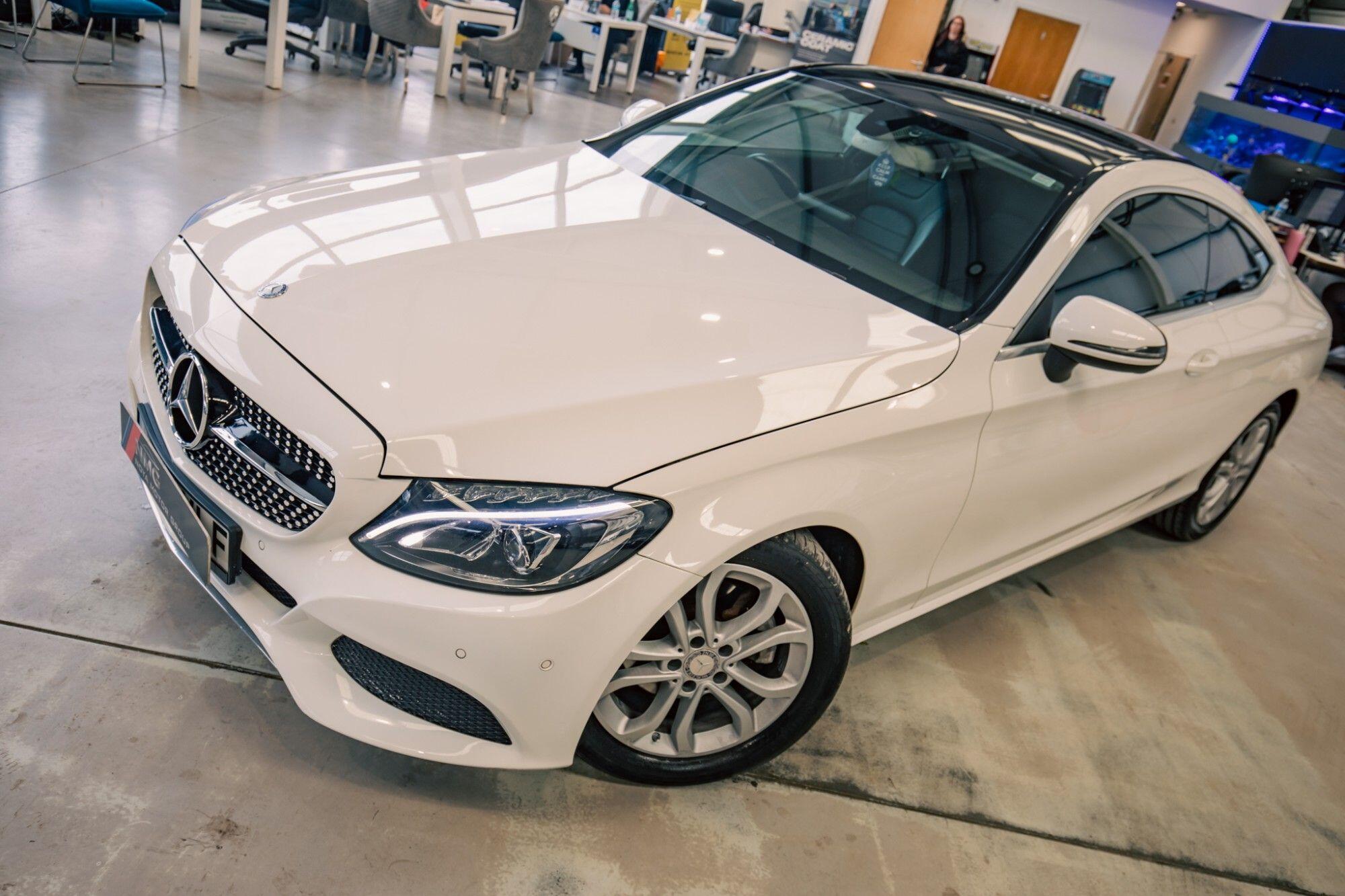 Mercedes-Benz C-Class view 5