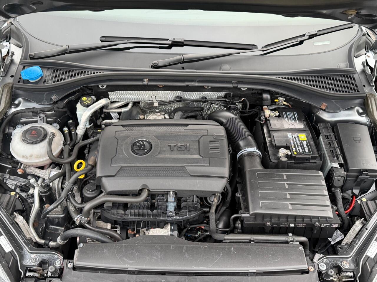 Skoda Superb view 13