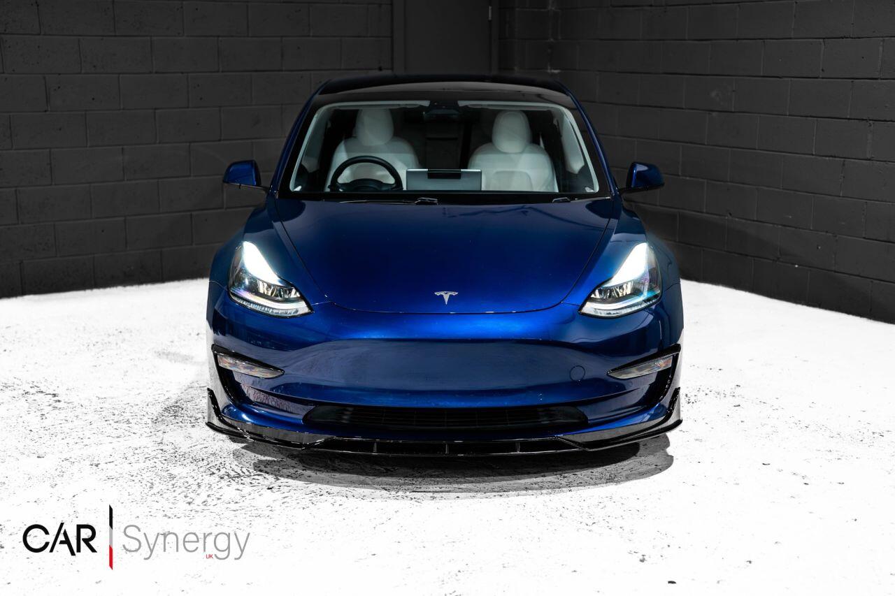 Tesla Model 3 view 5