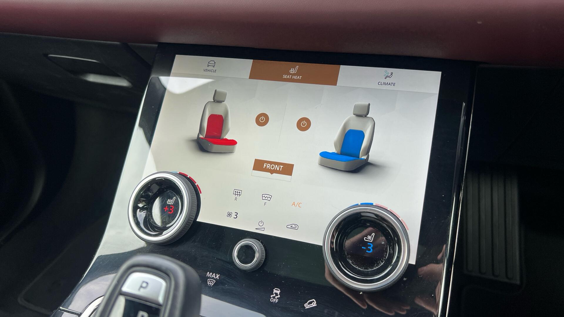 Land Rover Range Rover Evoque view 33