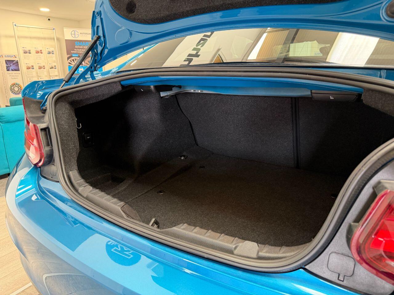 BMW 2 Series view 33