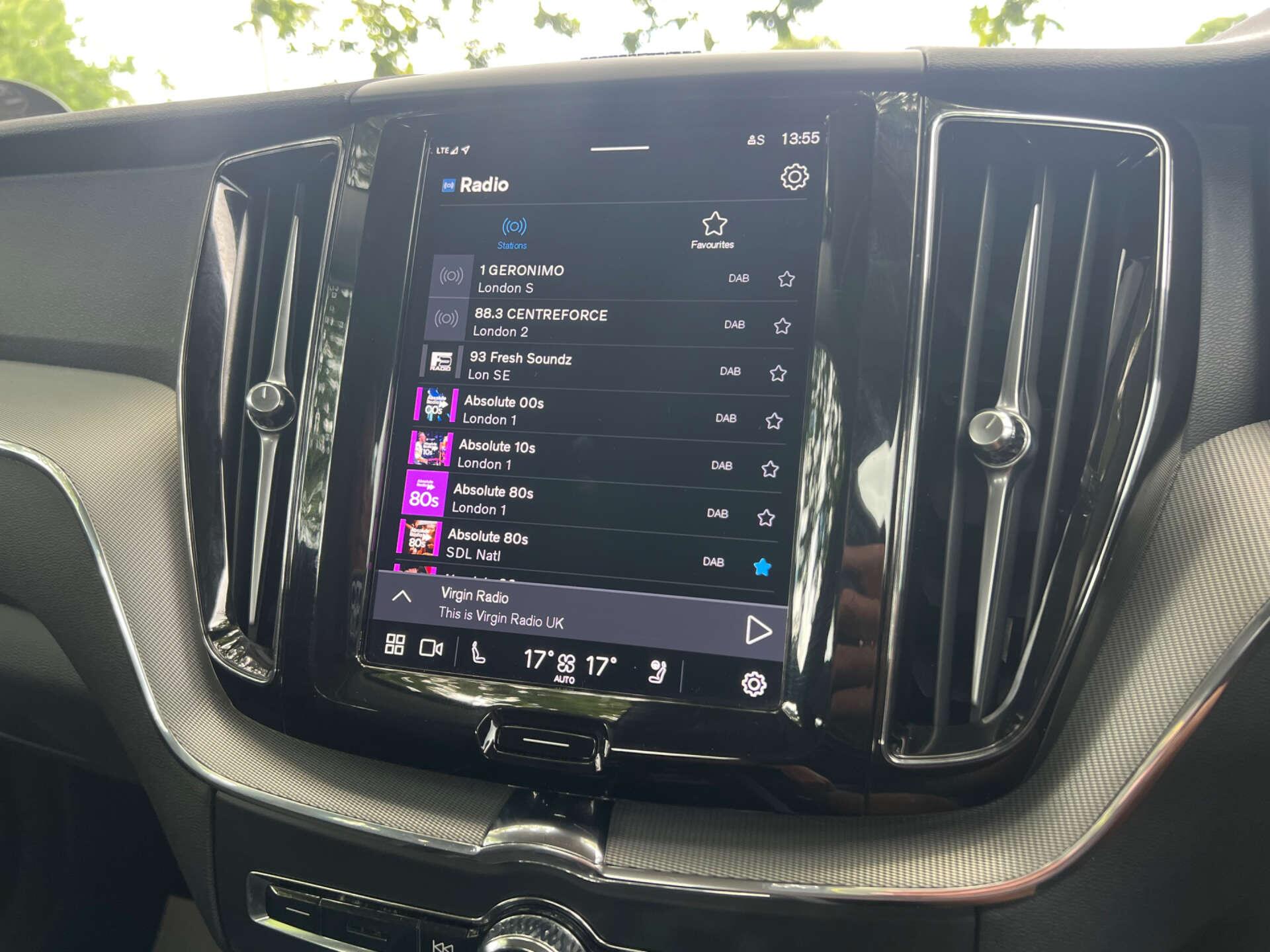 Volvo XC60 view 42