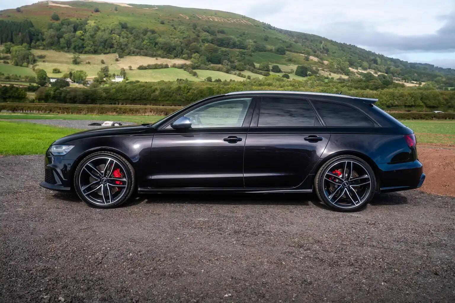 Audi RS6 view 4
