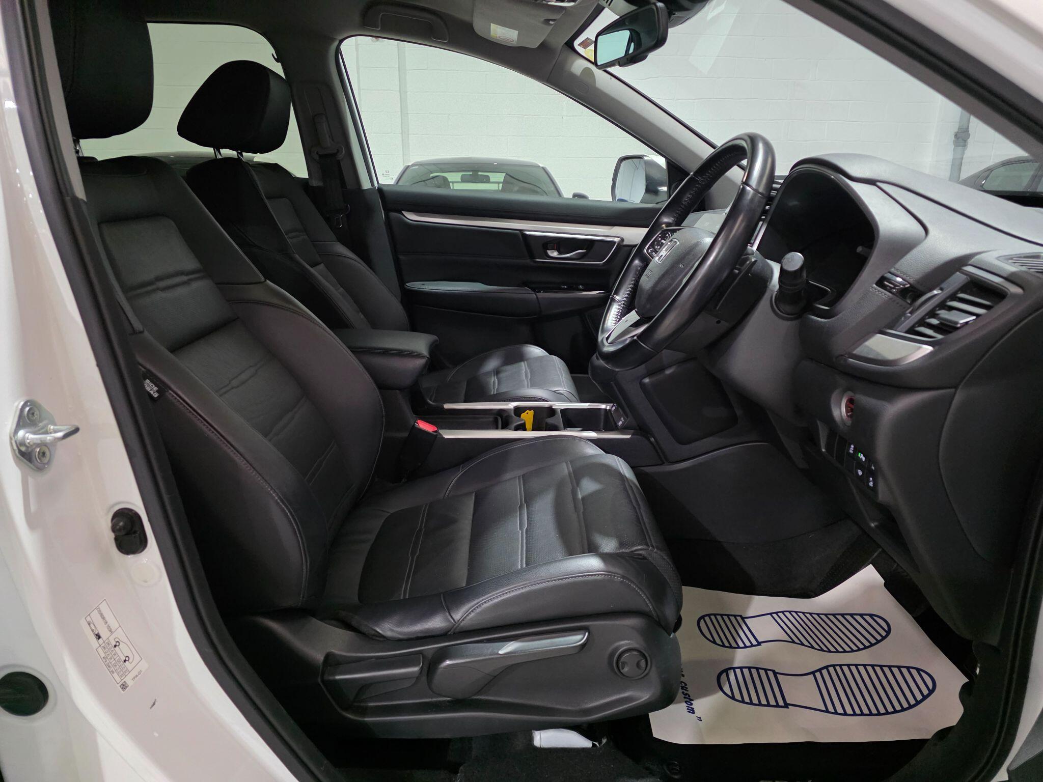 Honda CR-V view 6