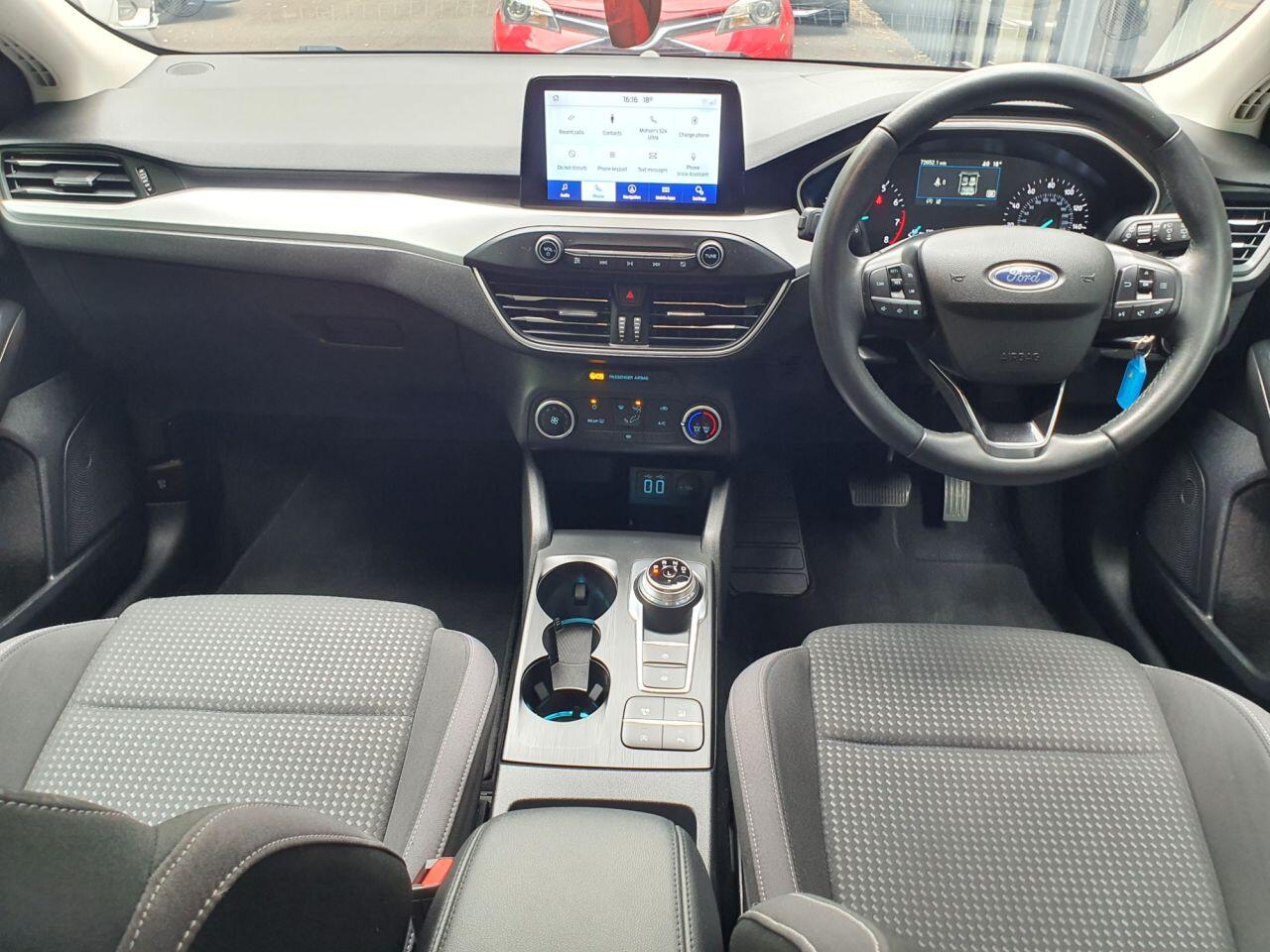 Ford Focus view 2