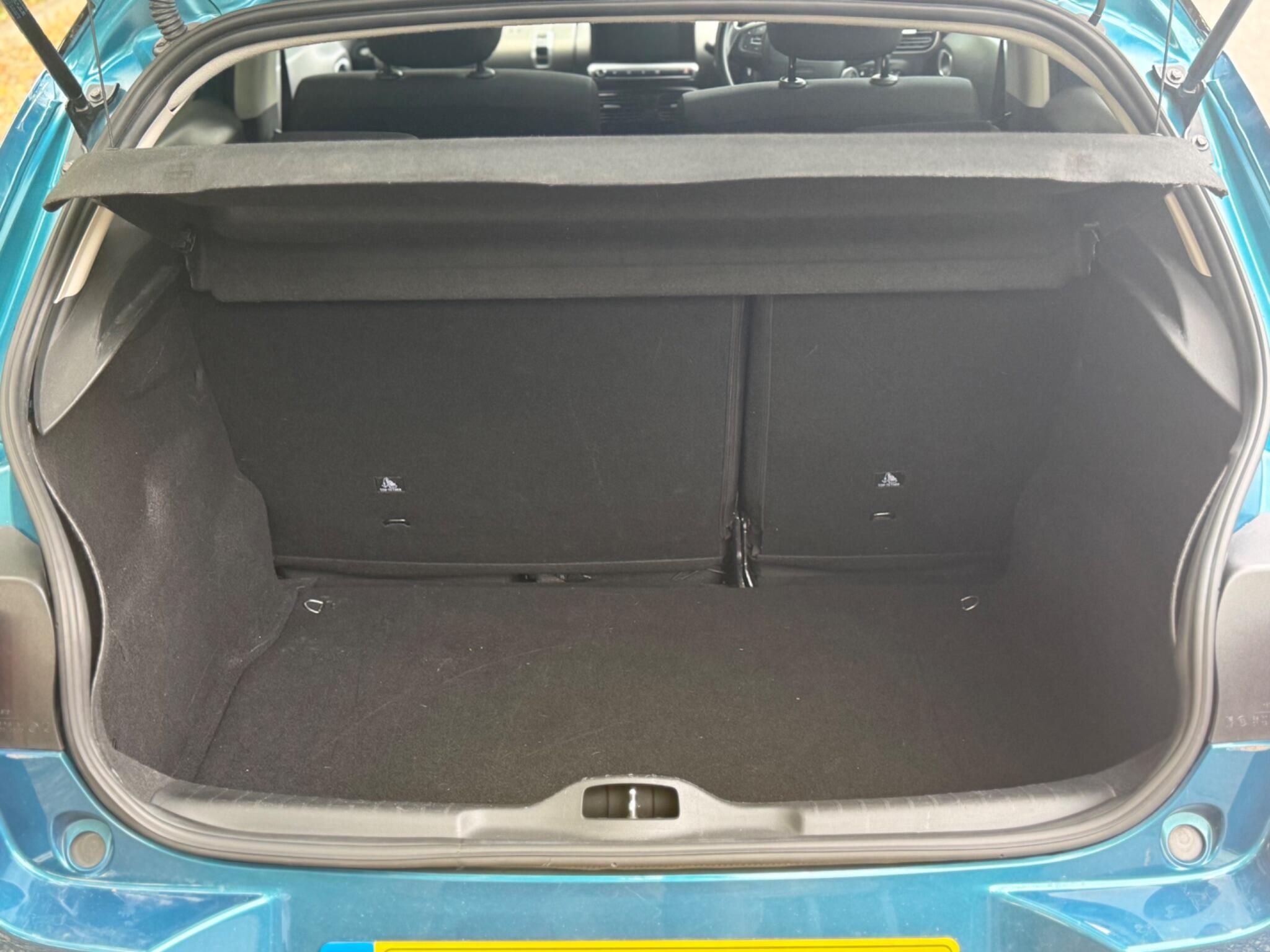 Citroen C4 Cactus view 75