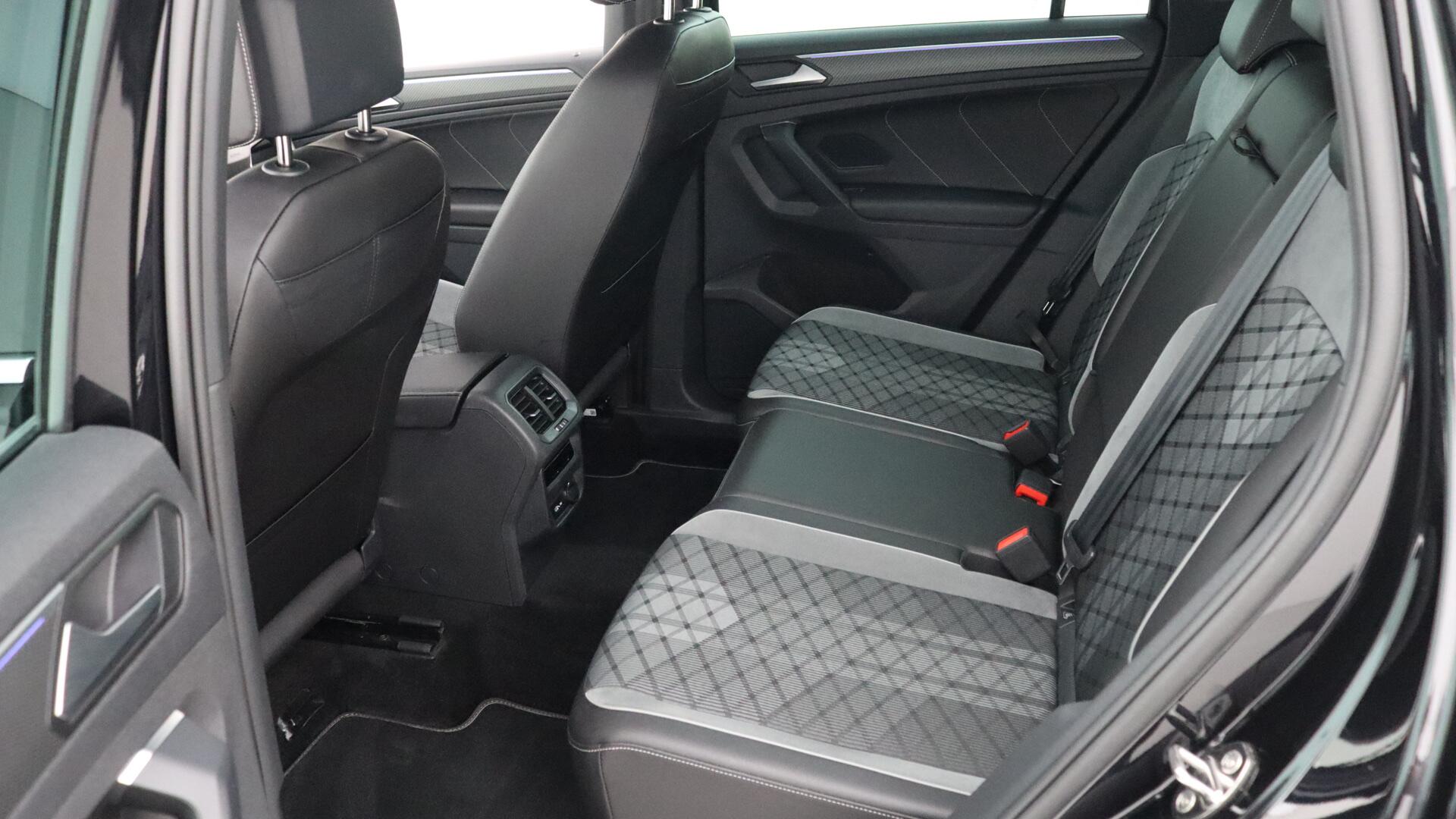 Volkswagen Tiguan view 25