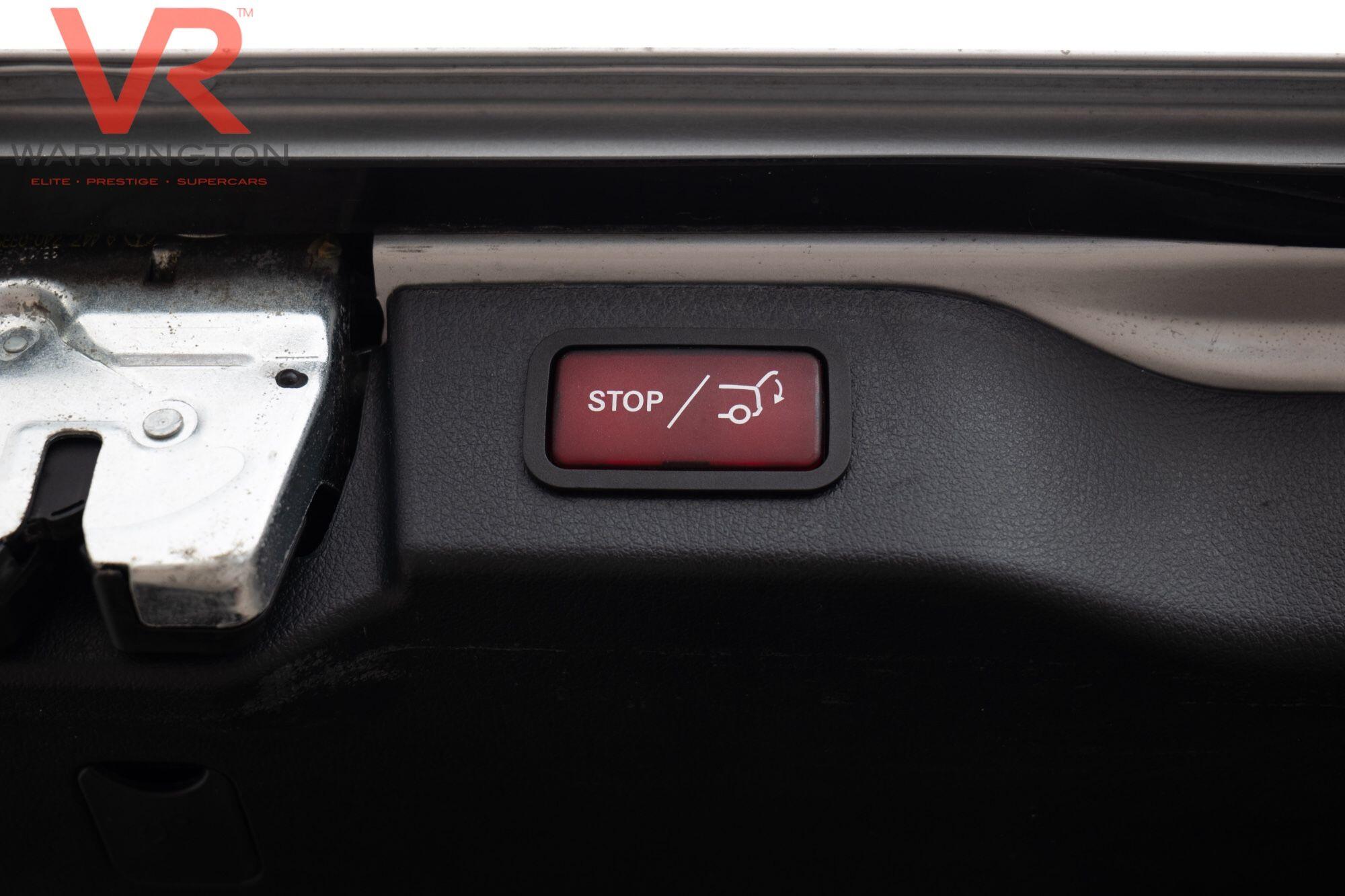Mercedes-Benz V Class view 17