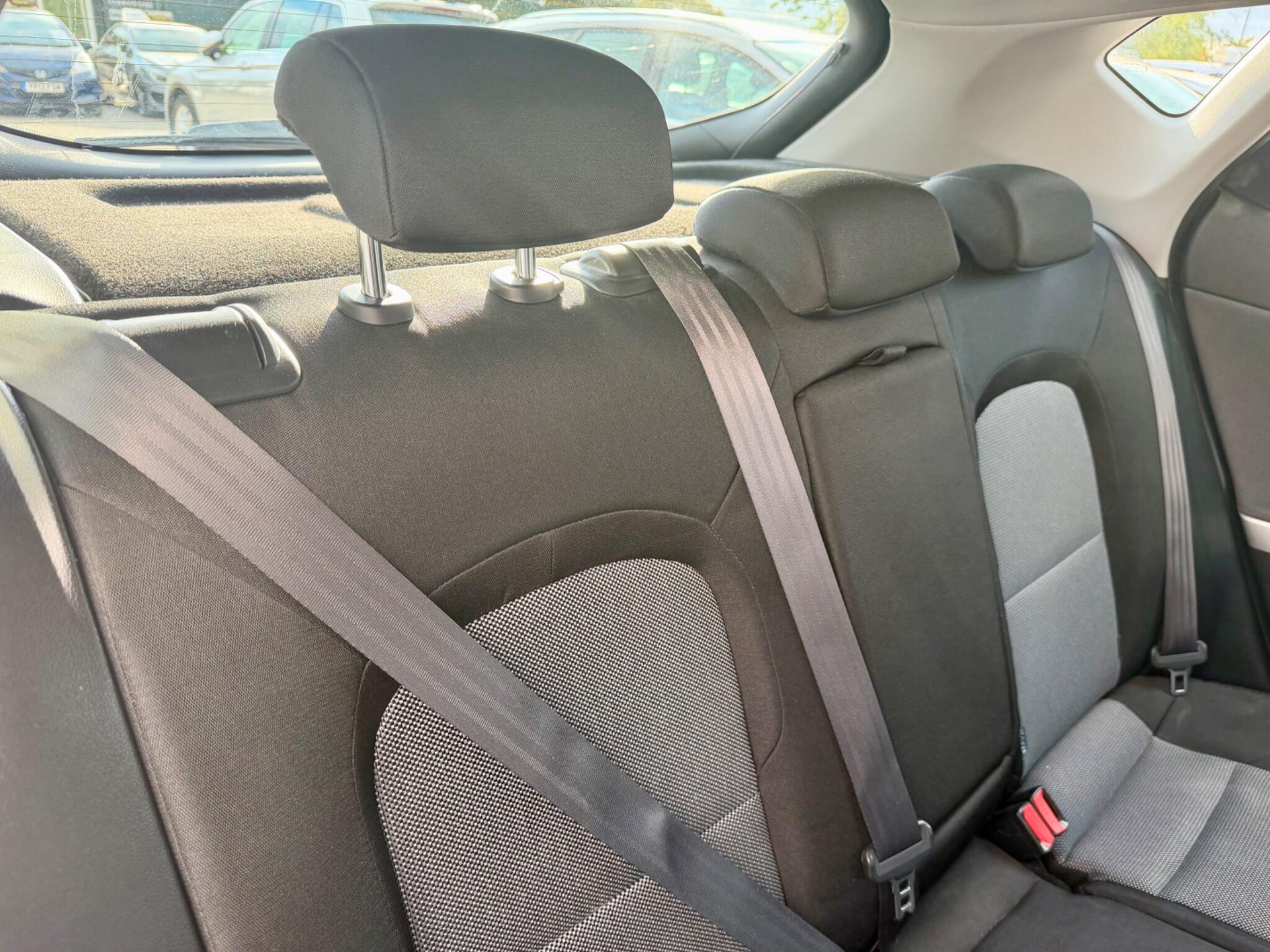 Kia Ceed view 27