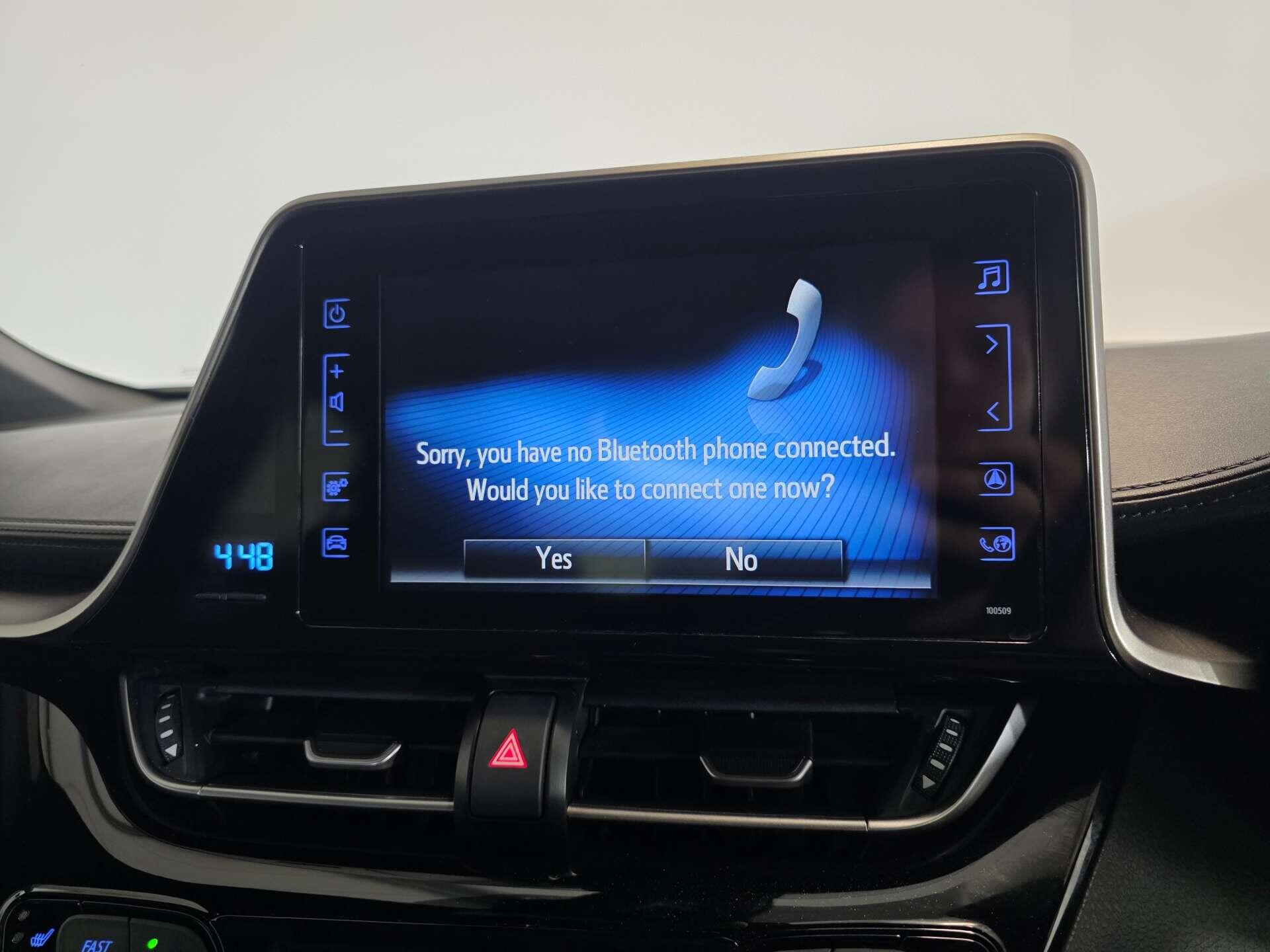 Toyota C-HR view 27